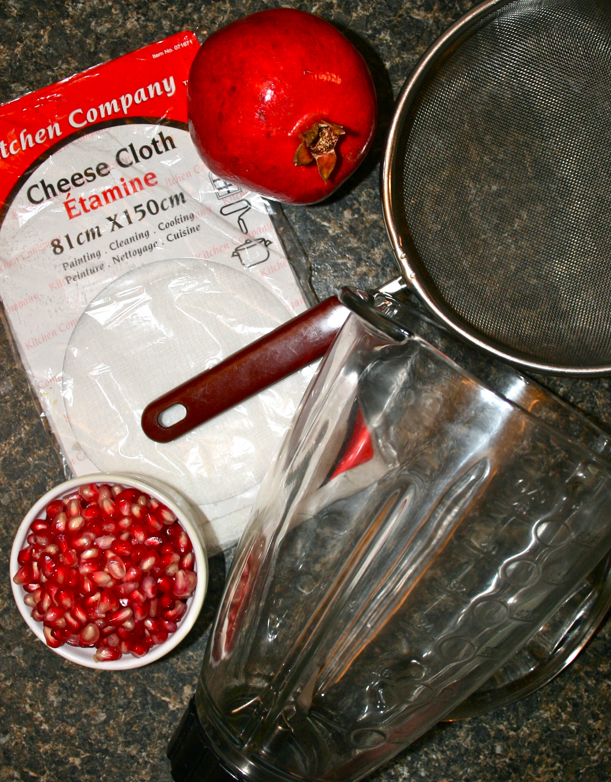 Homemade Pomegranate Juice to Heal Your Heart