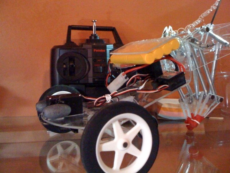 Leg Wheel Hybrid Vehical