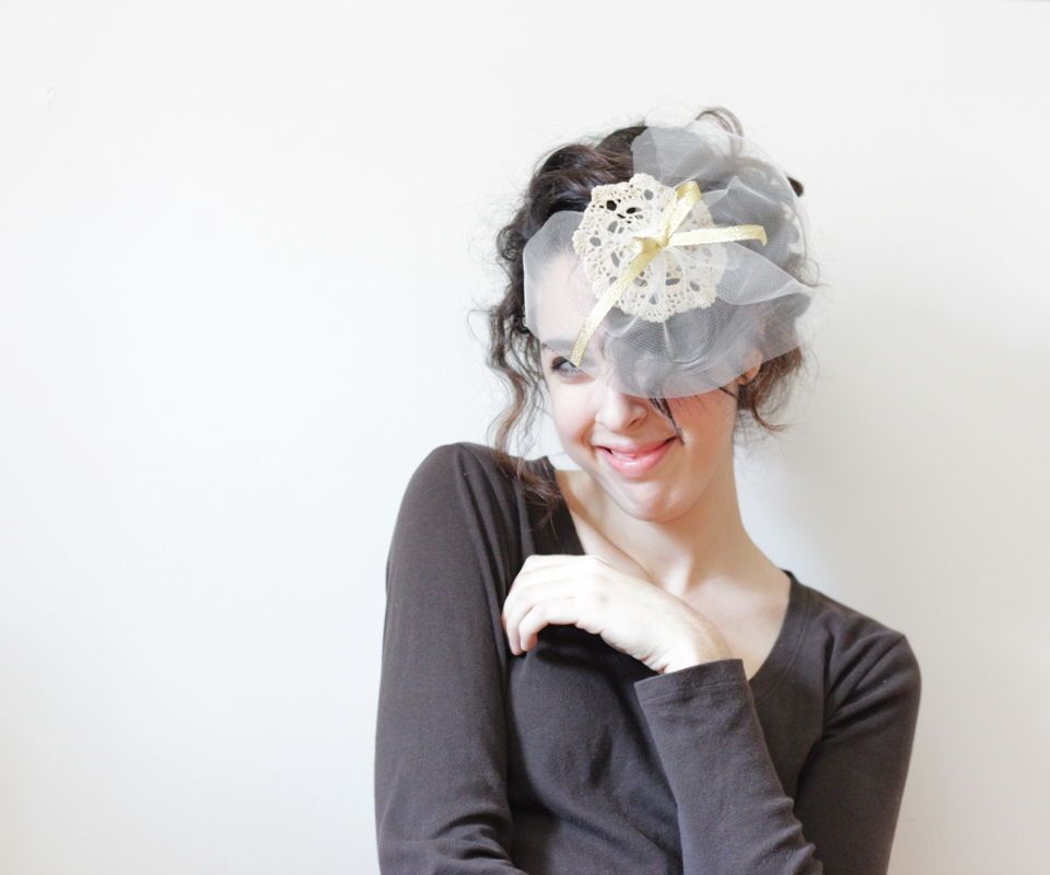 DIY Vintage Holiday Fascinator