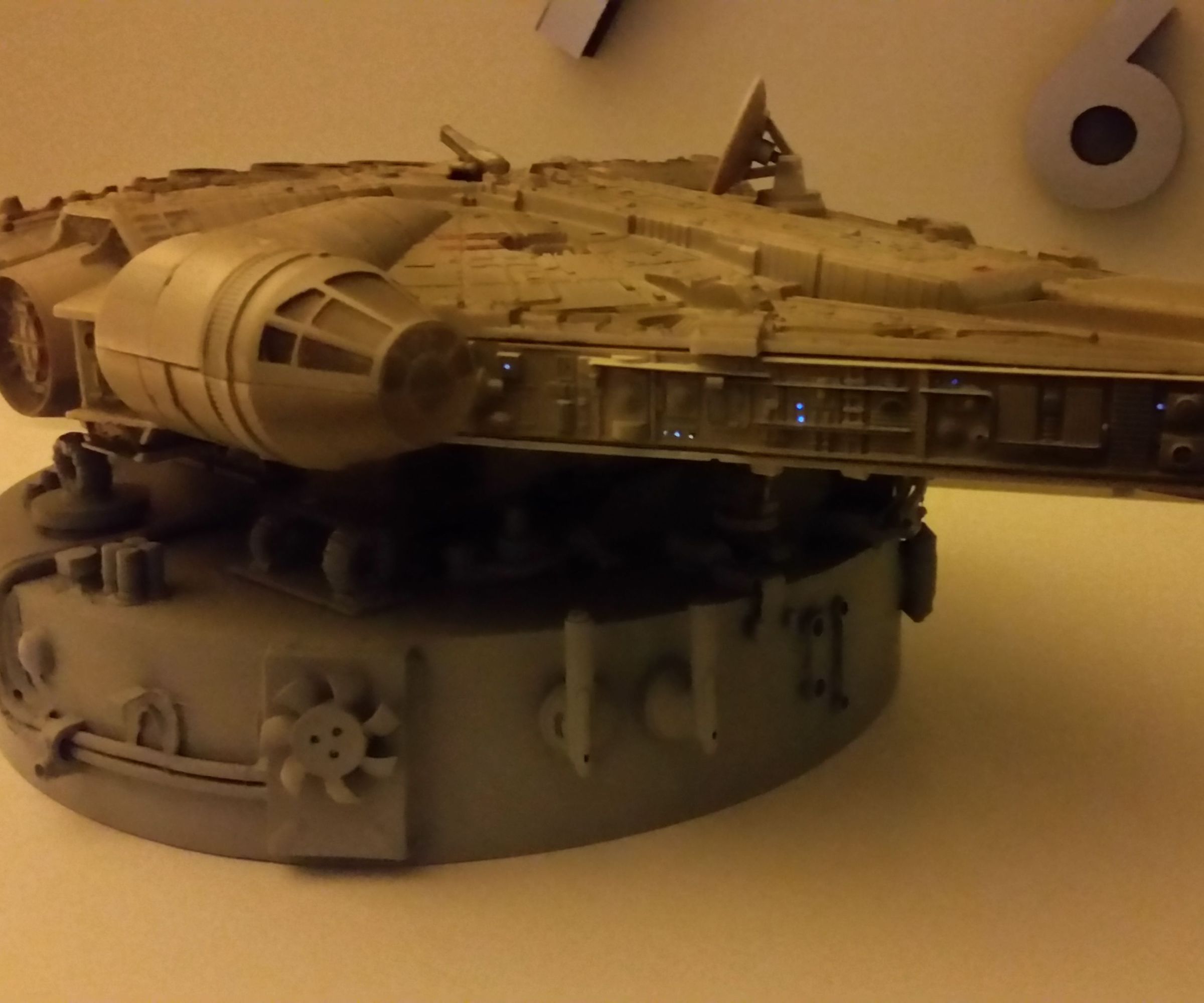 Millennium Falcon Bedside Lamp / Night Light