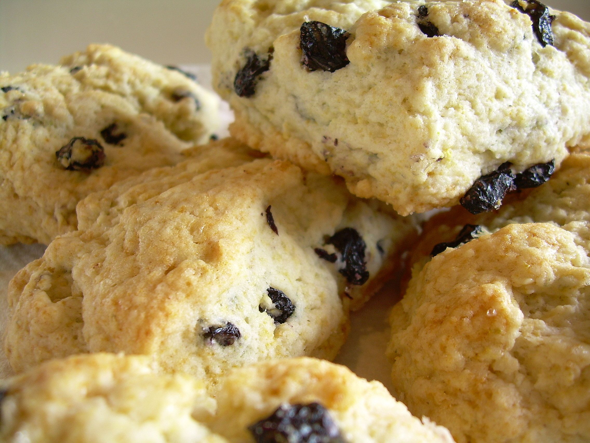 Cream Scones With Blueberries and Lemon