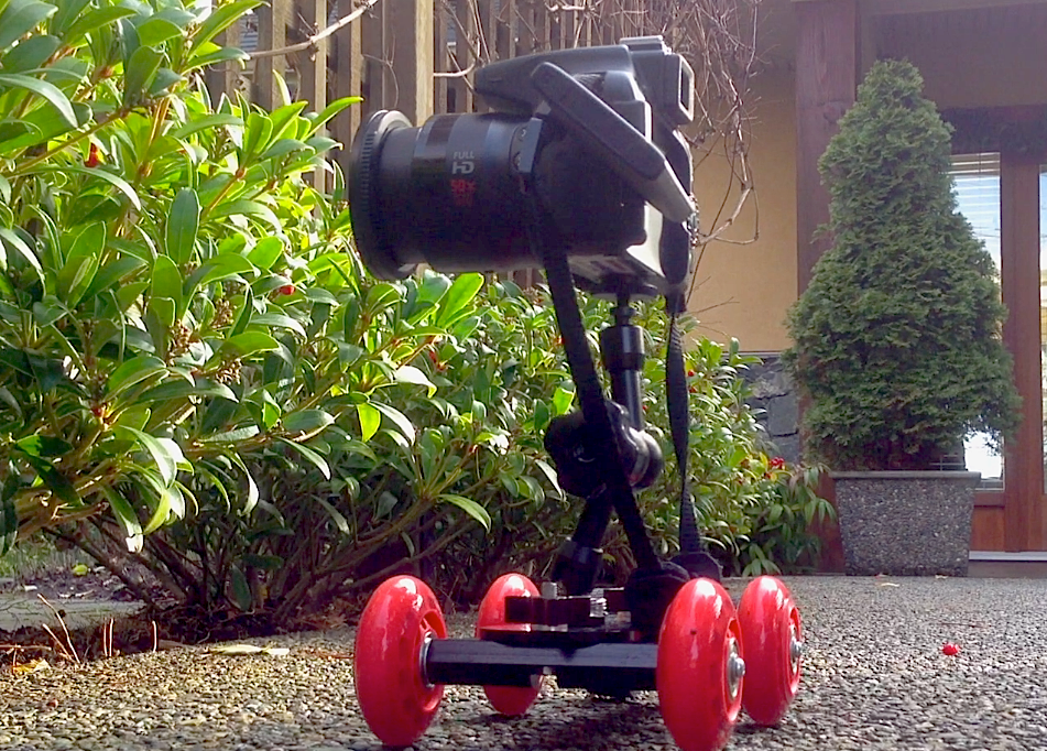 Motorized Video Pico Dolly with Canon SX 50 HS