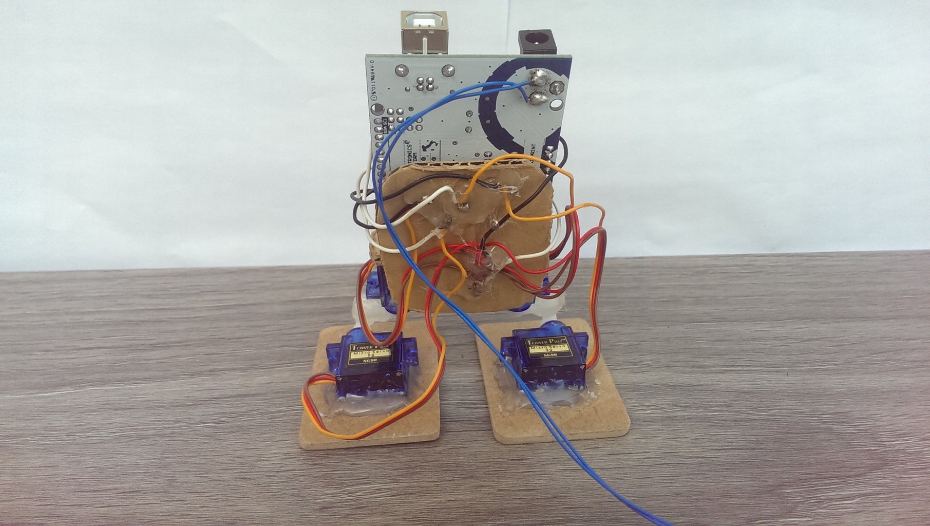 Simple Humanoid Walking and Dancing Robot (Arduino) : 9 Steps (with ...