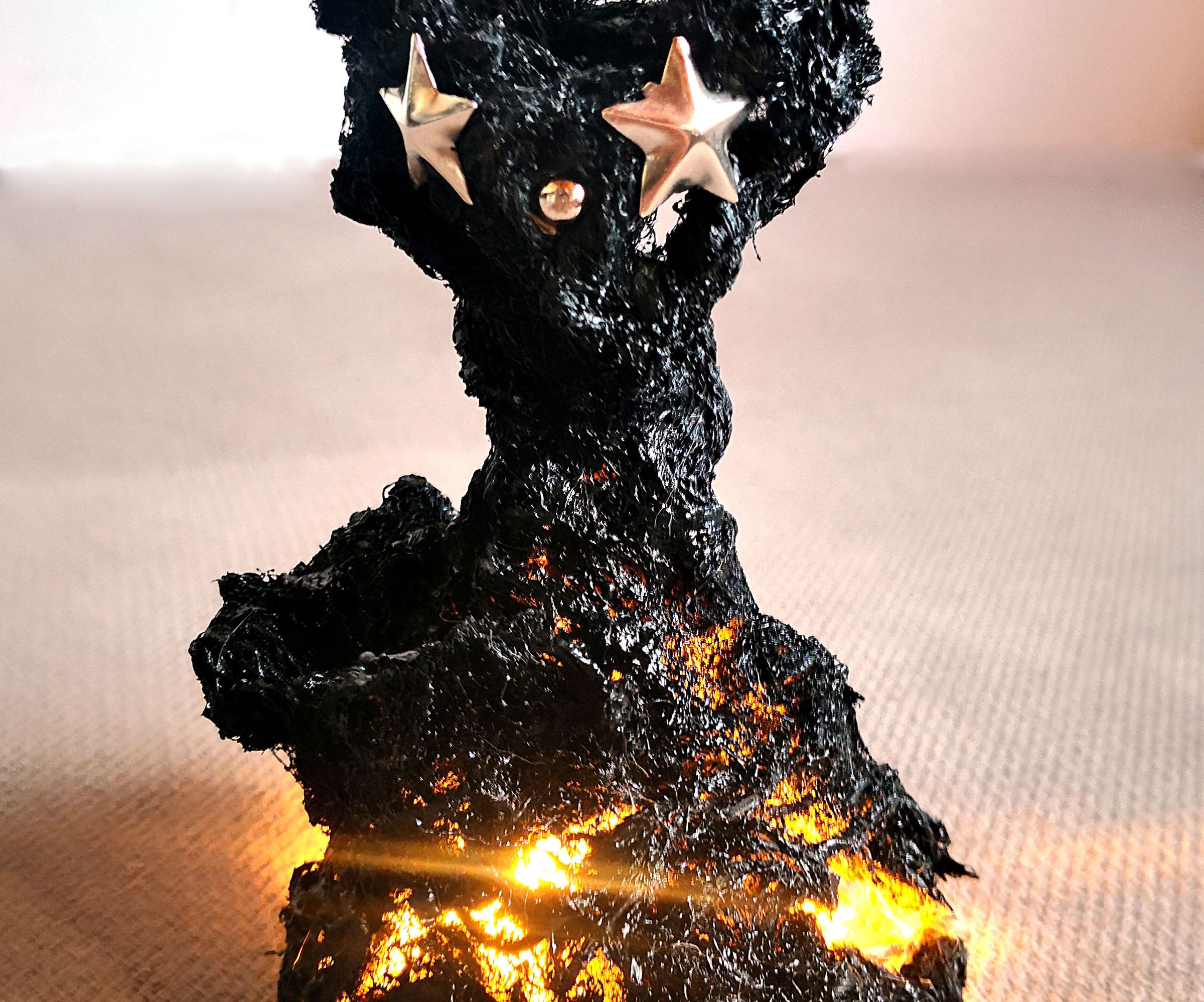 Cat Lampshade Made of Netted Rope