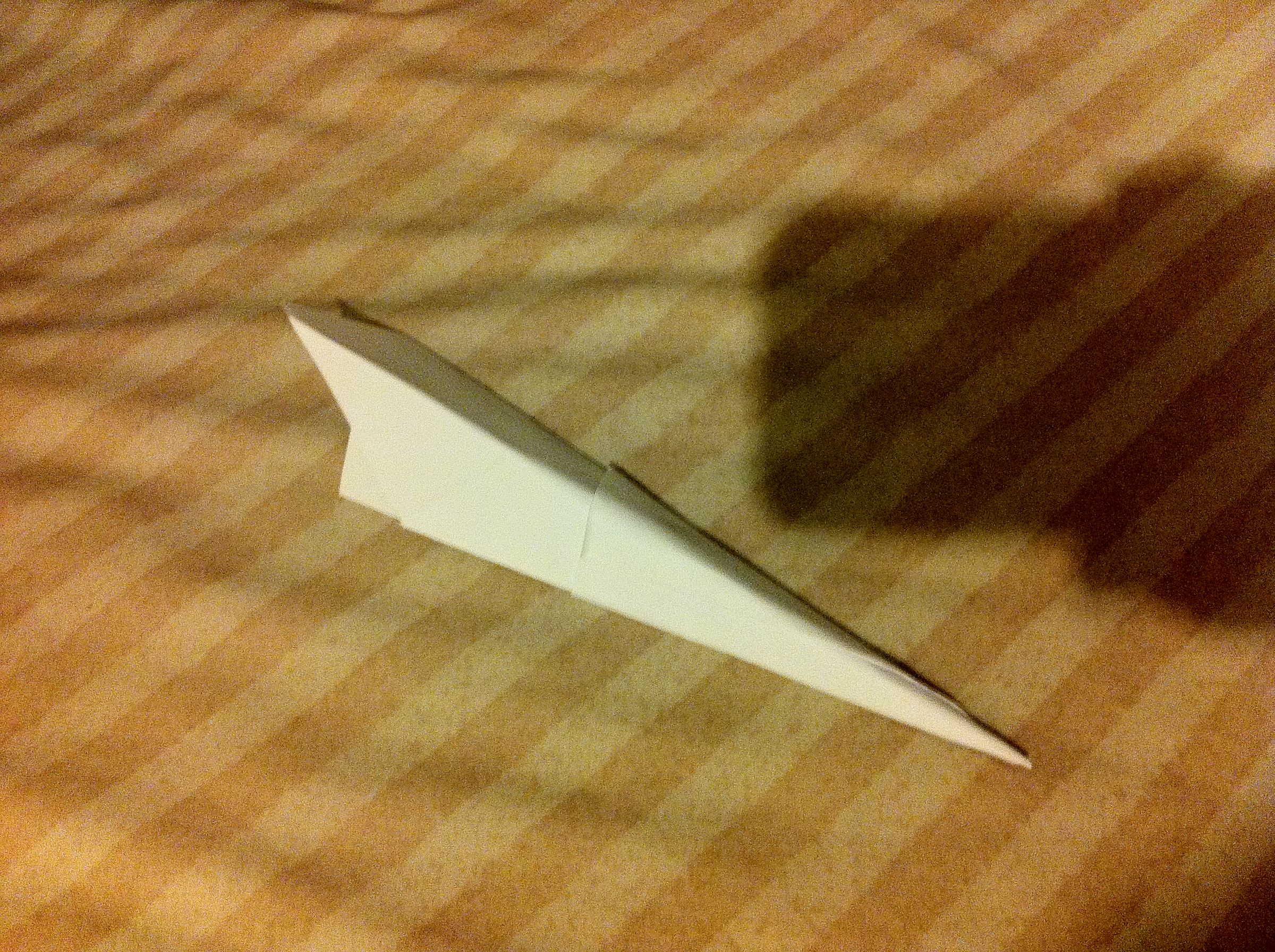 The "Super bullet"- Possibly the fastest paper airplane ever?