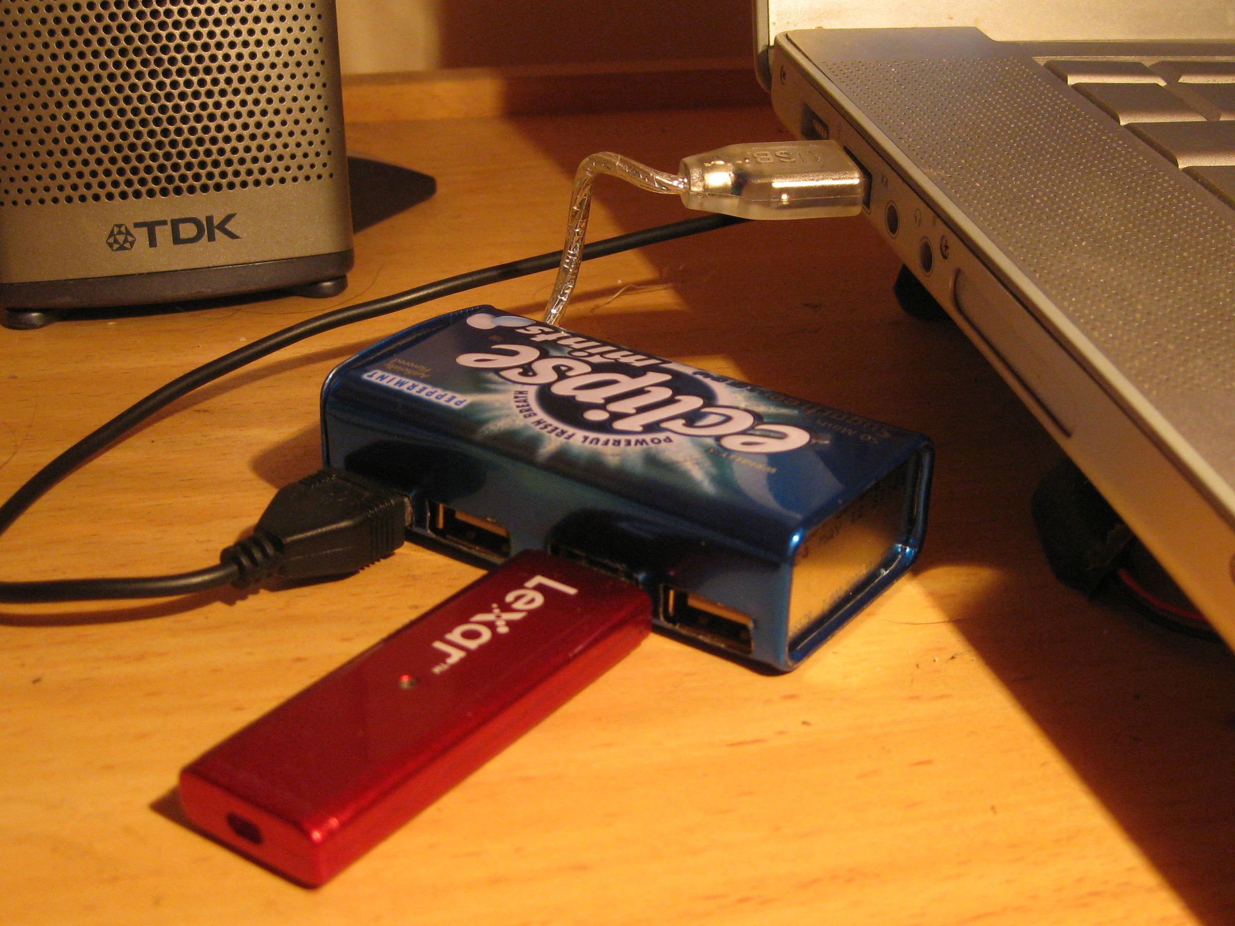 Mint Tin USB Travel Hub