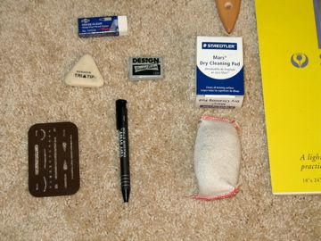 अपनी कला सामग्री एकत्रित करें