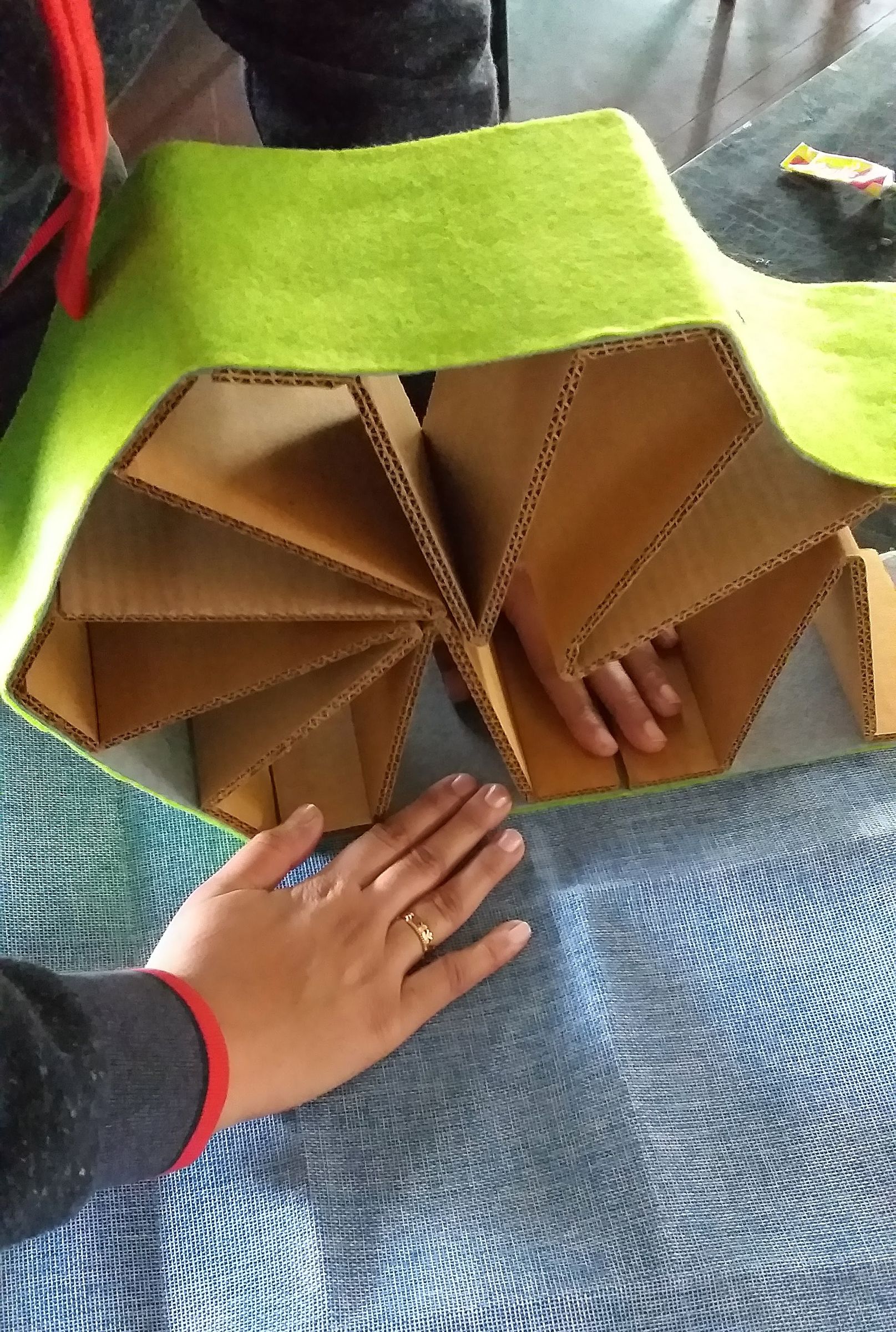 Cardboard Book Stand 8 Steps (with Pictures) Instructables