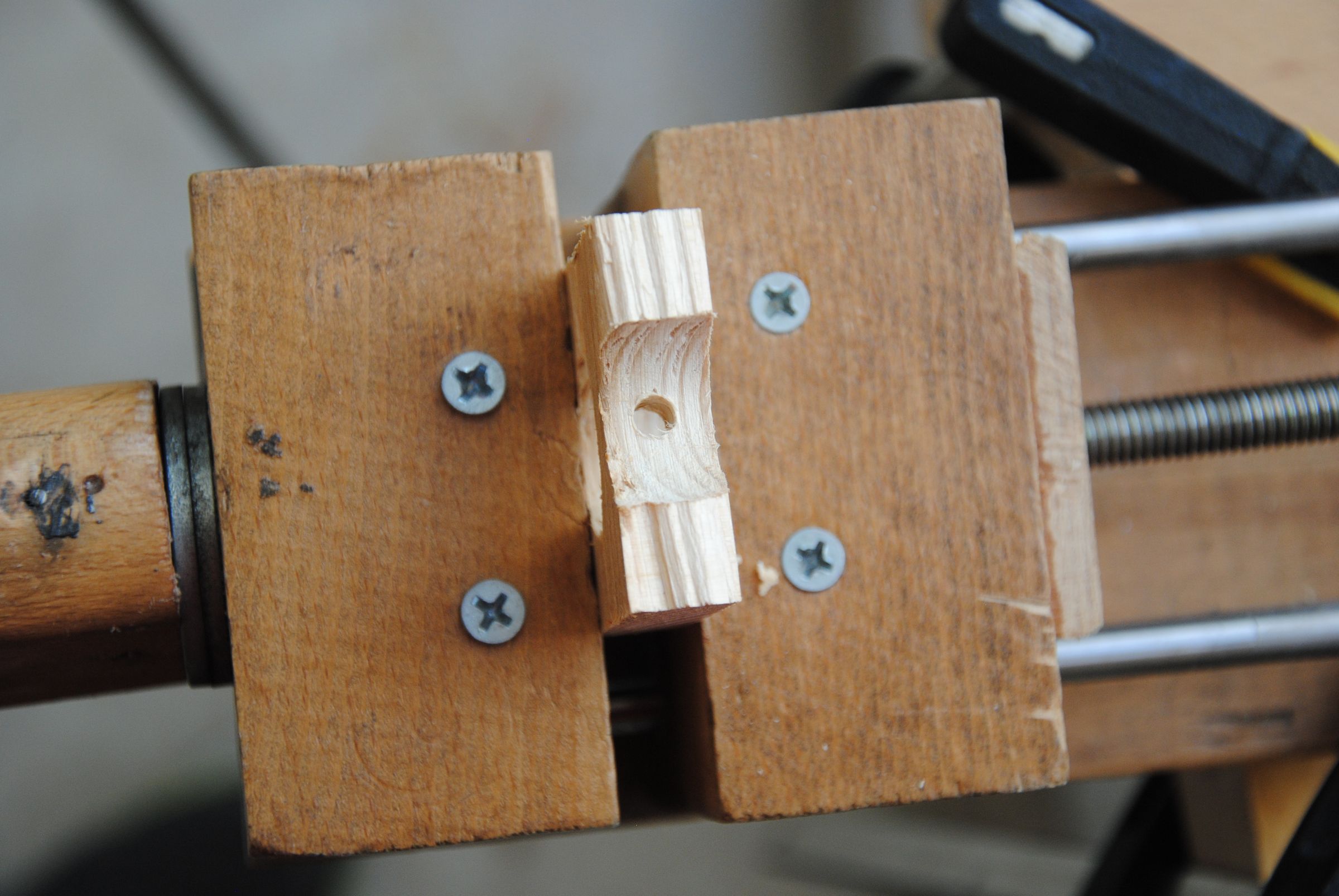Impossible Screw in a Block of Wood : 8 Steps (with Pictures ...