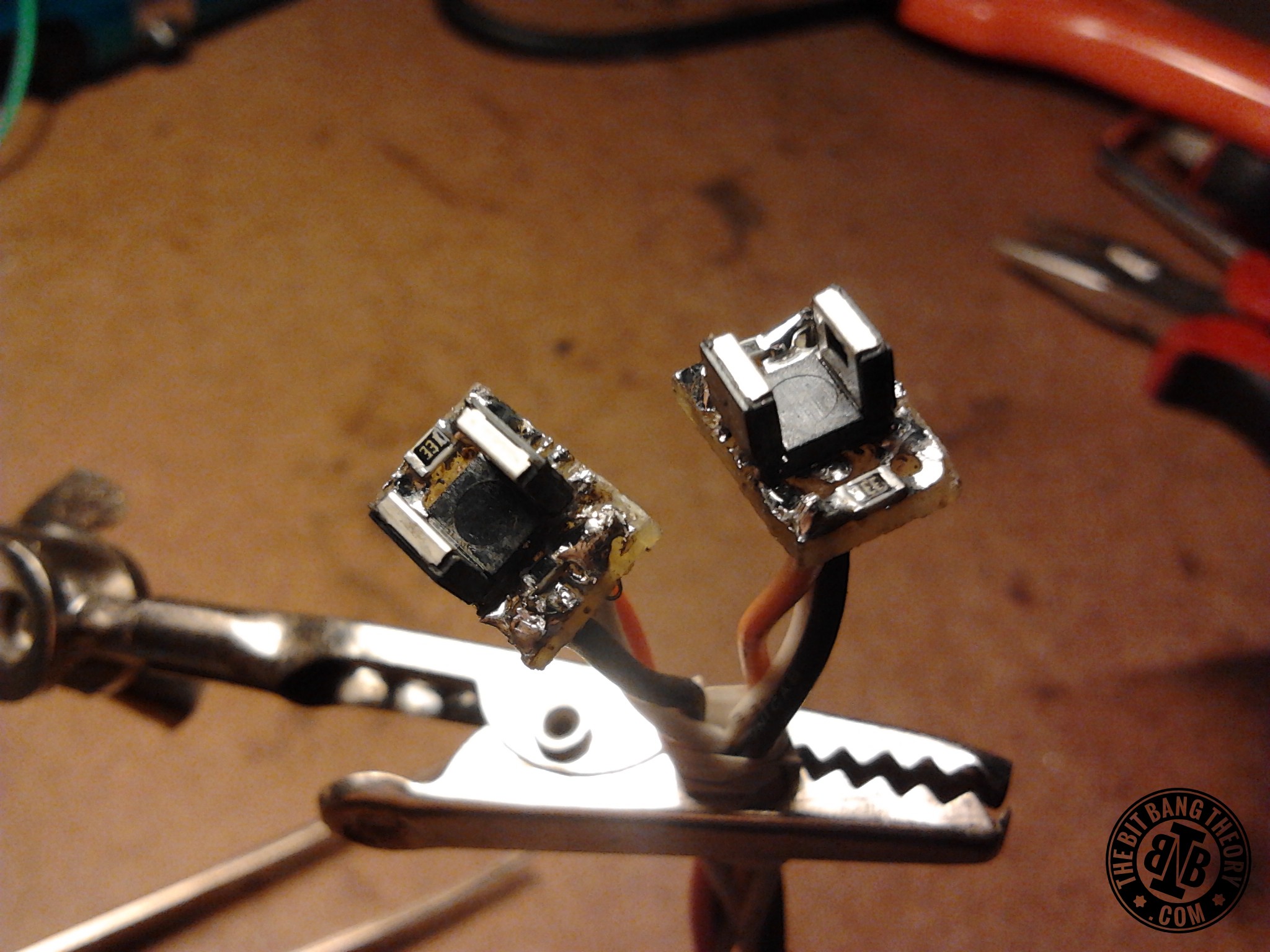 Tiny Encoders for DC Motors