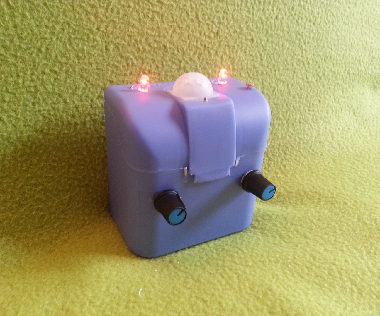 LED Night Lamp With Motion and Darkness Sensor