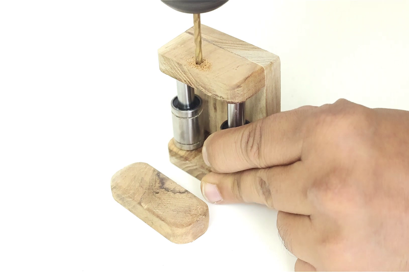 Pen Holder
