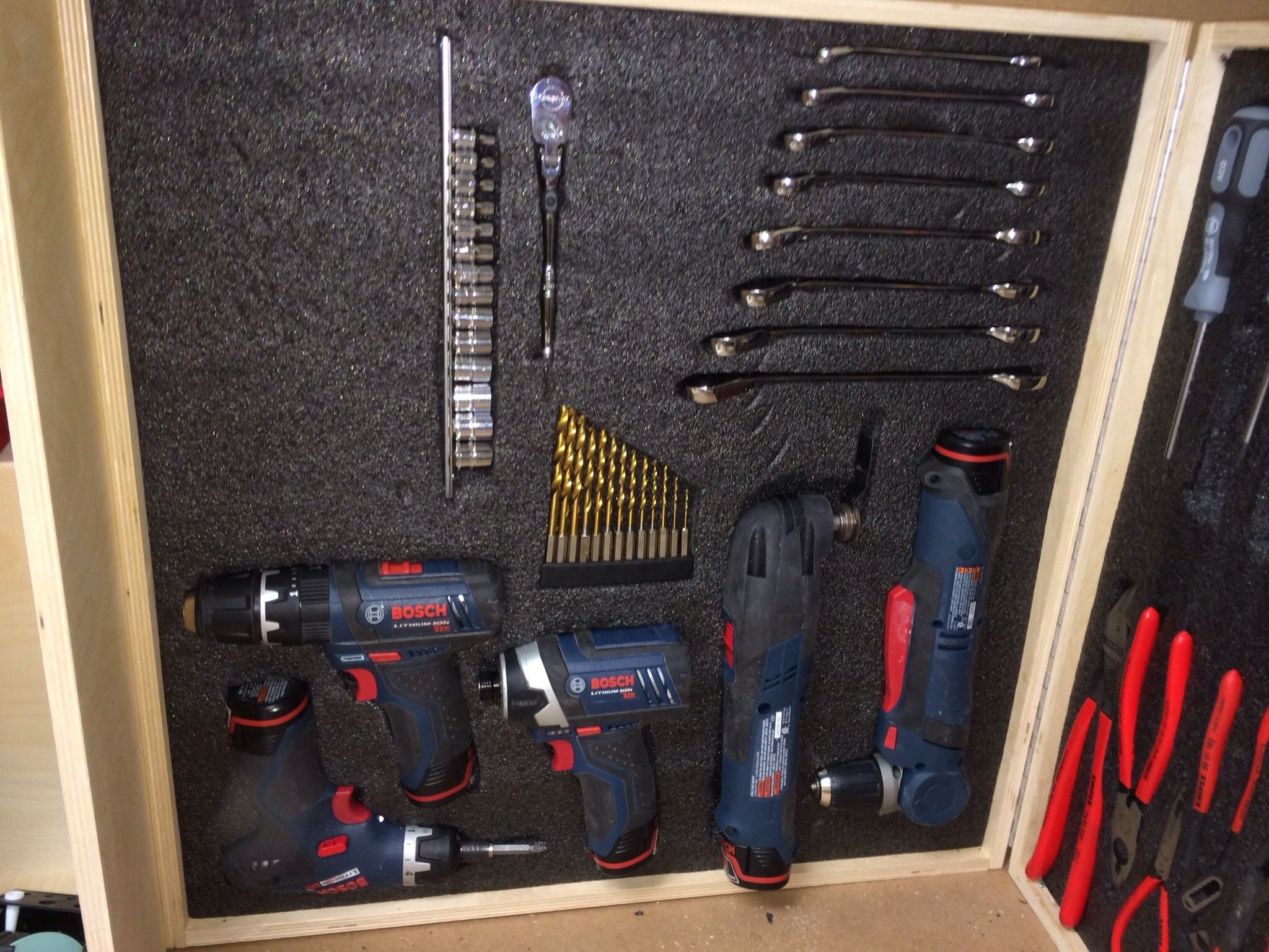 MakerCube: Modular Workbench for Small Spaces : 7 Steps (with Pictures ...