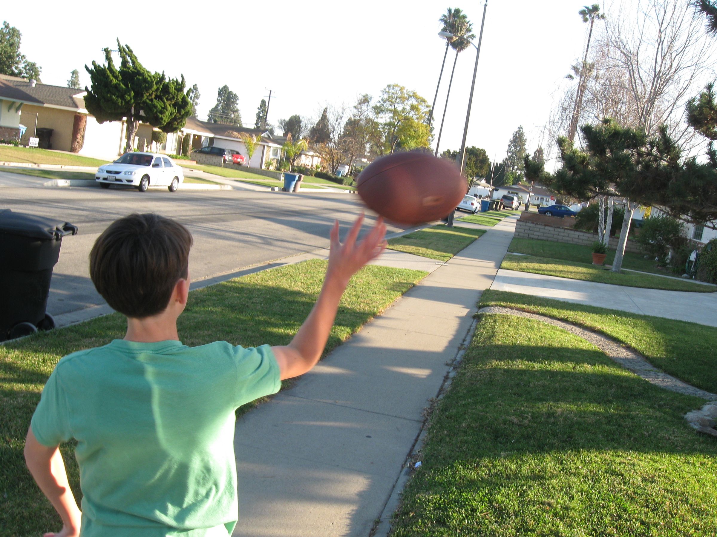 How to Throw a Football 5 Steps (with Pictures) Instructables