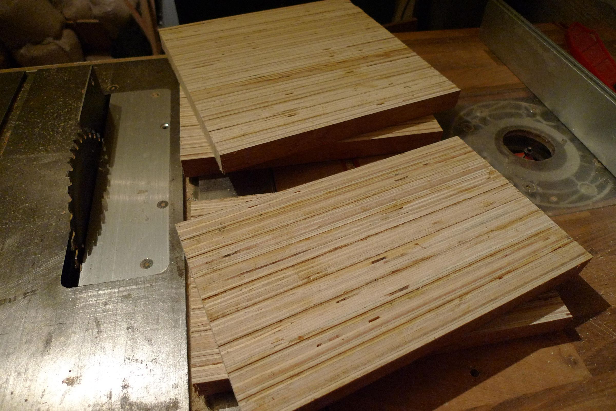 End Grain Plywood End Table With Laminated Legs 10 Steps (with