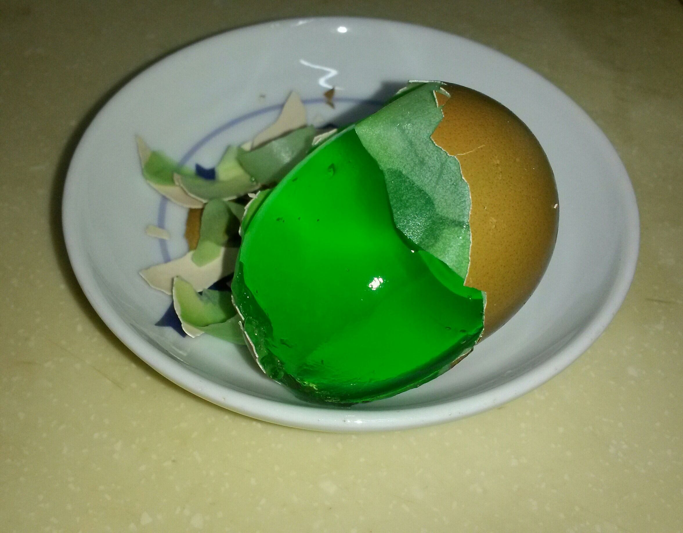 Surprise jelly egg