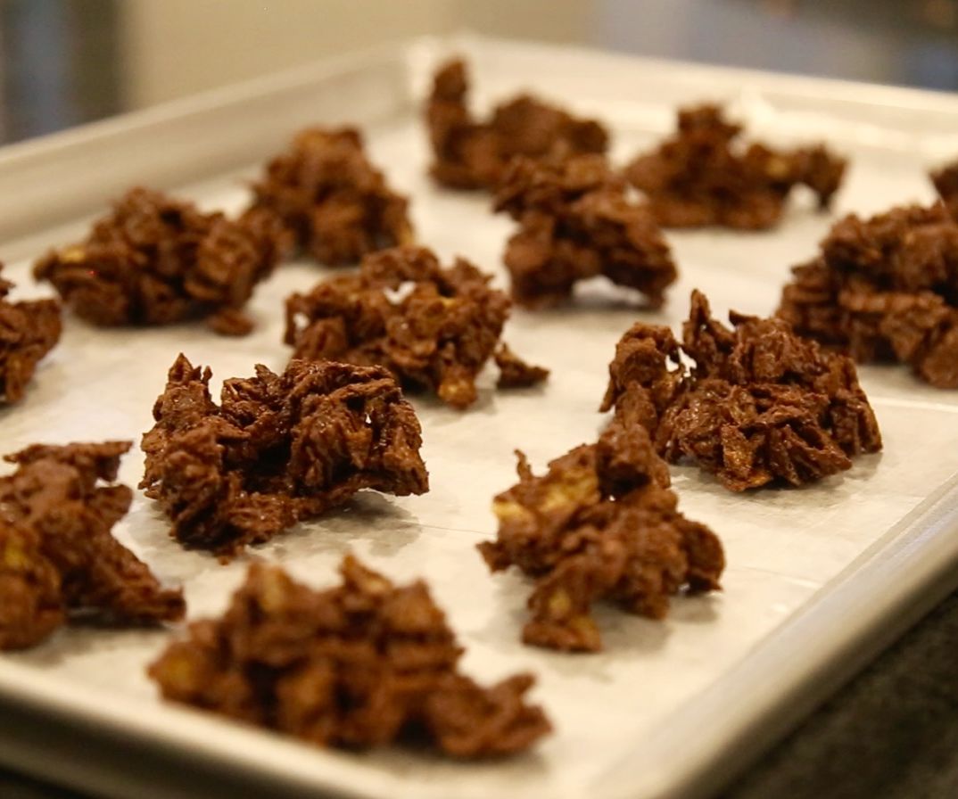 Crunchy Chocolate Cornflakes