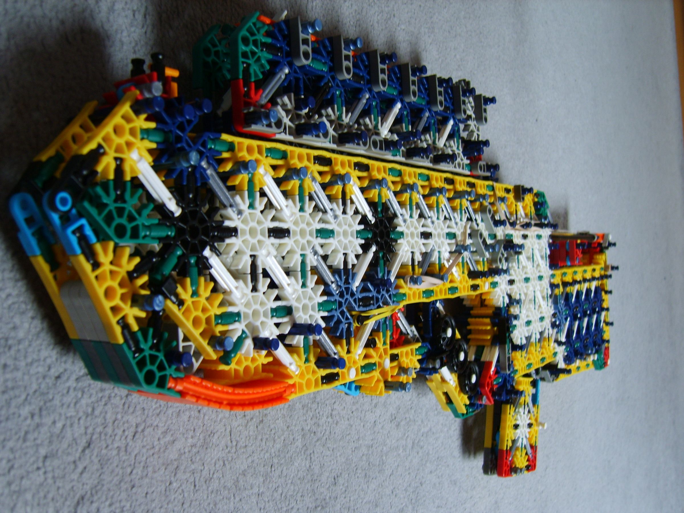 K'nex Bolt Action Bullpup F2000 [Edit]
