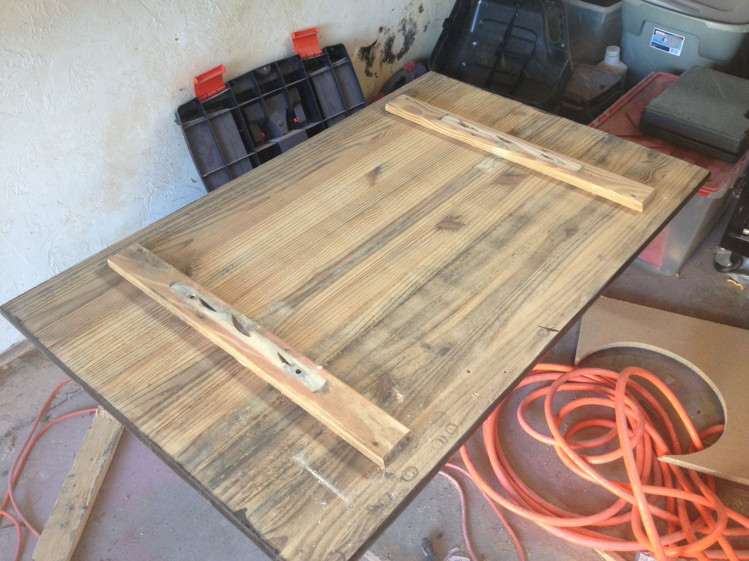 Coffee Table Made From Pallets - Instructables