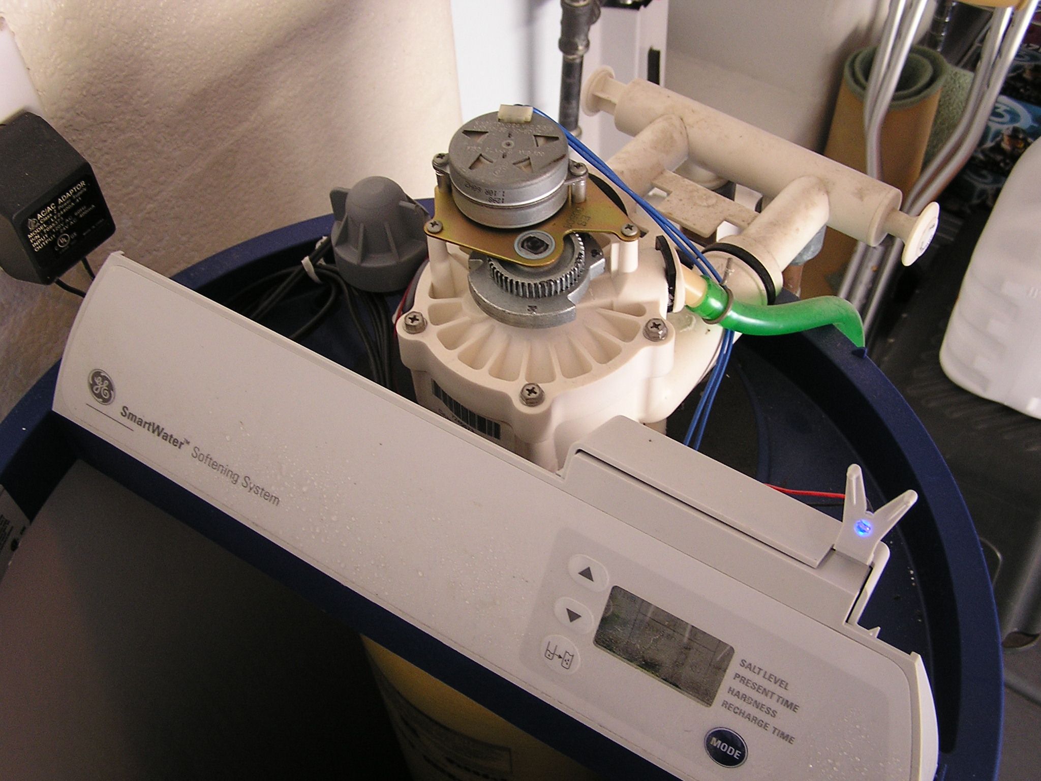 Repair a Leaking Water Softener Reservoir. 6 Steps Instructables