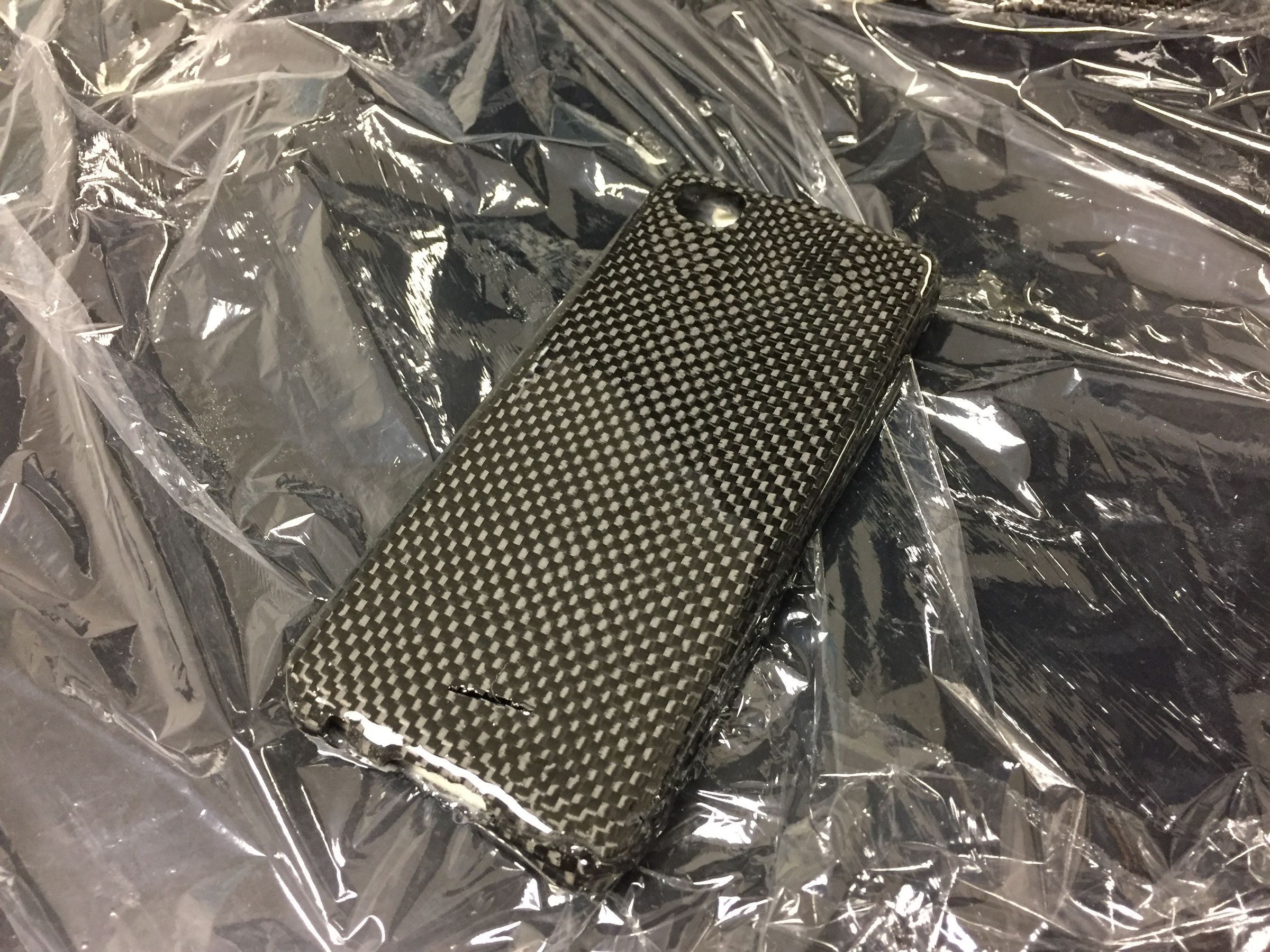 DIY Carbon Fiber Cell Phone Case : 8 Steps (with Pictures) - Instructables