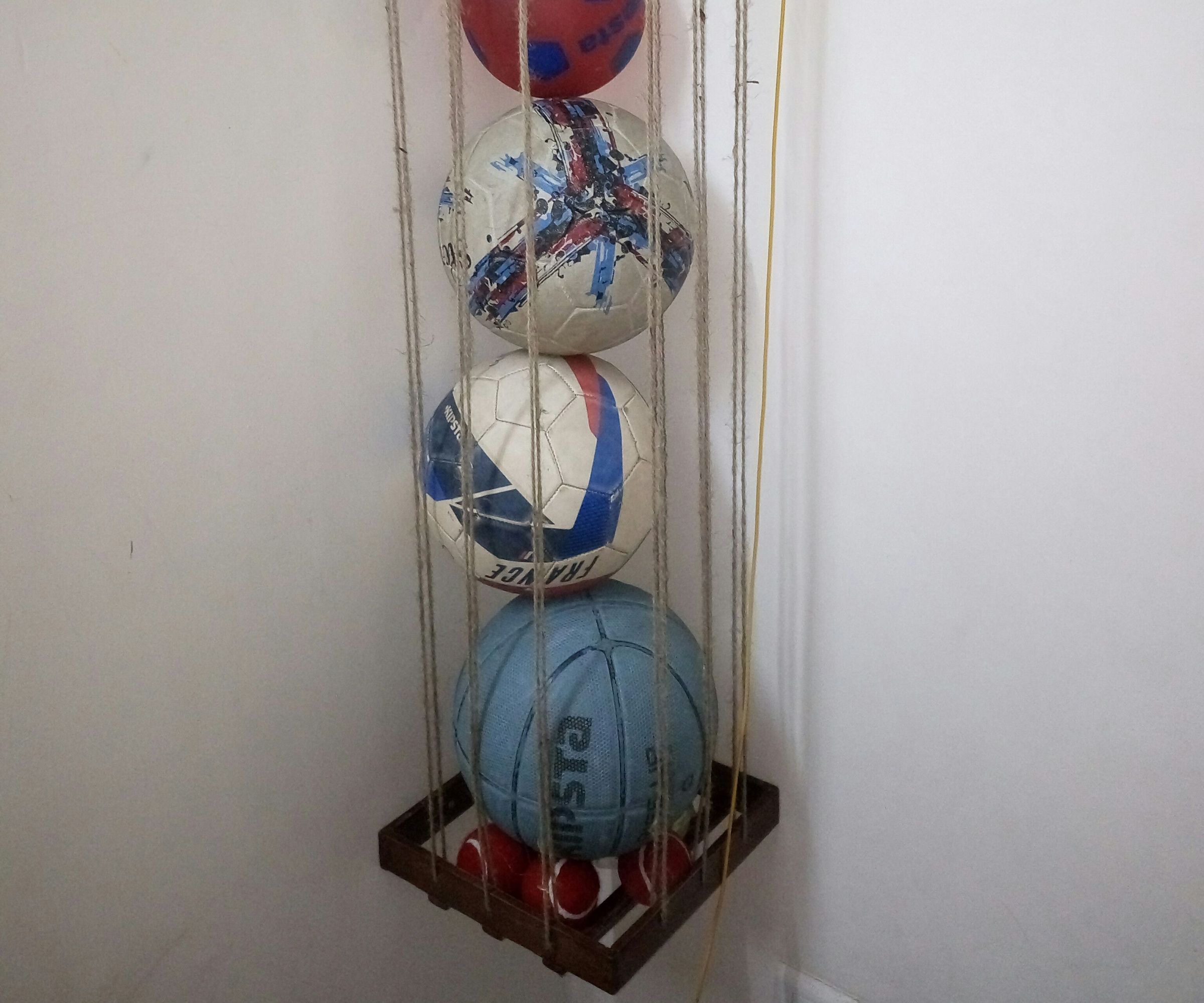 Wall Hanging Ball Rack