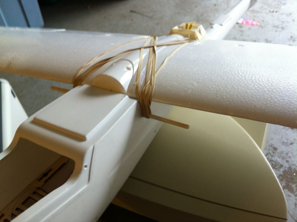 Screw to Rubberband Wing Tie Down Conversion.