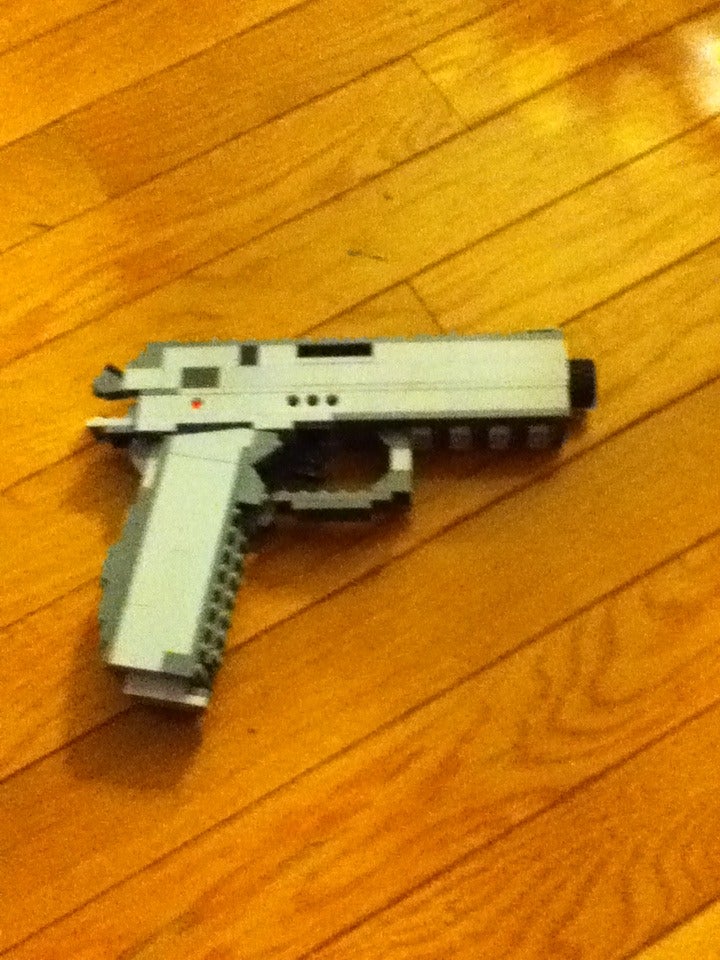 Lego Pistol : 6 Steps - Instructables