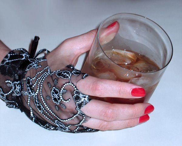 Make a Hand Panty From a Flowery Bag