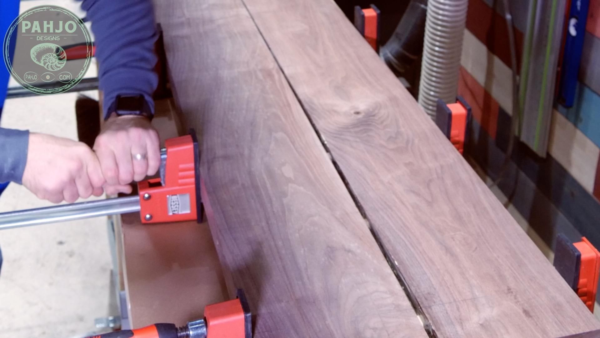DIY Rustic Walnut Dining Table : 12 Steps (with Pictures) - Instructables