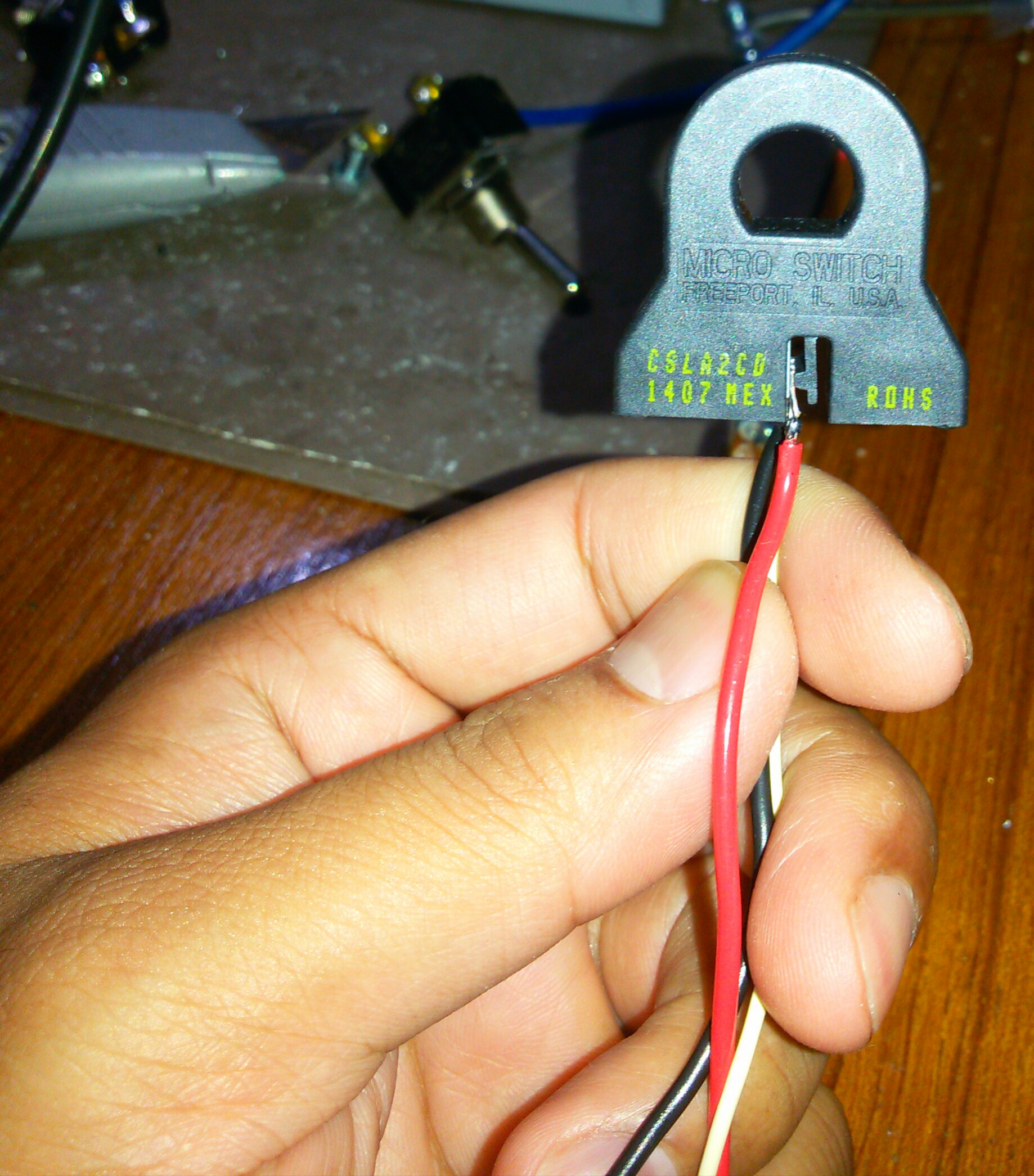 Measuring Direct Current Via a Computer Interface. 