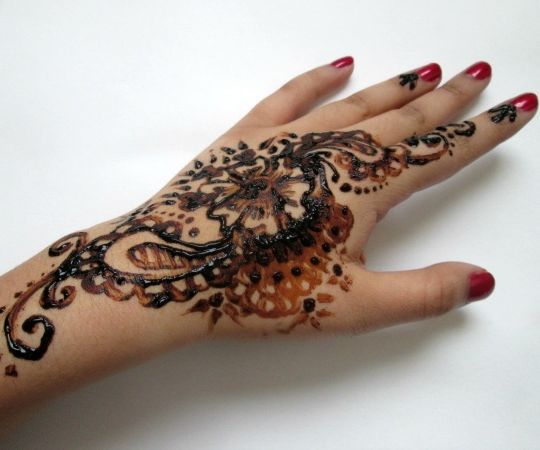 Henna Tattoo Tutorial