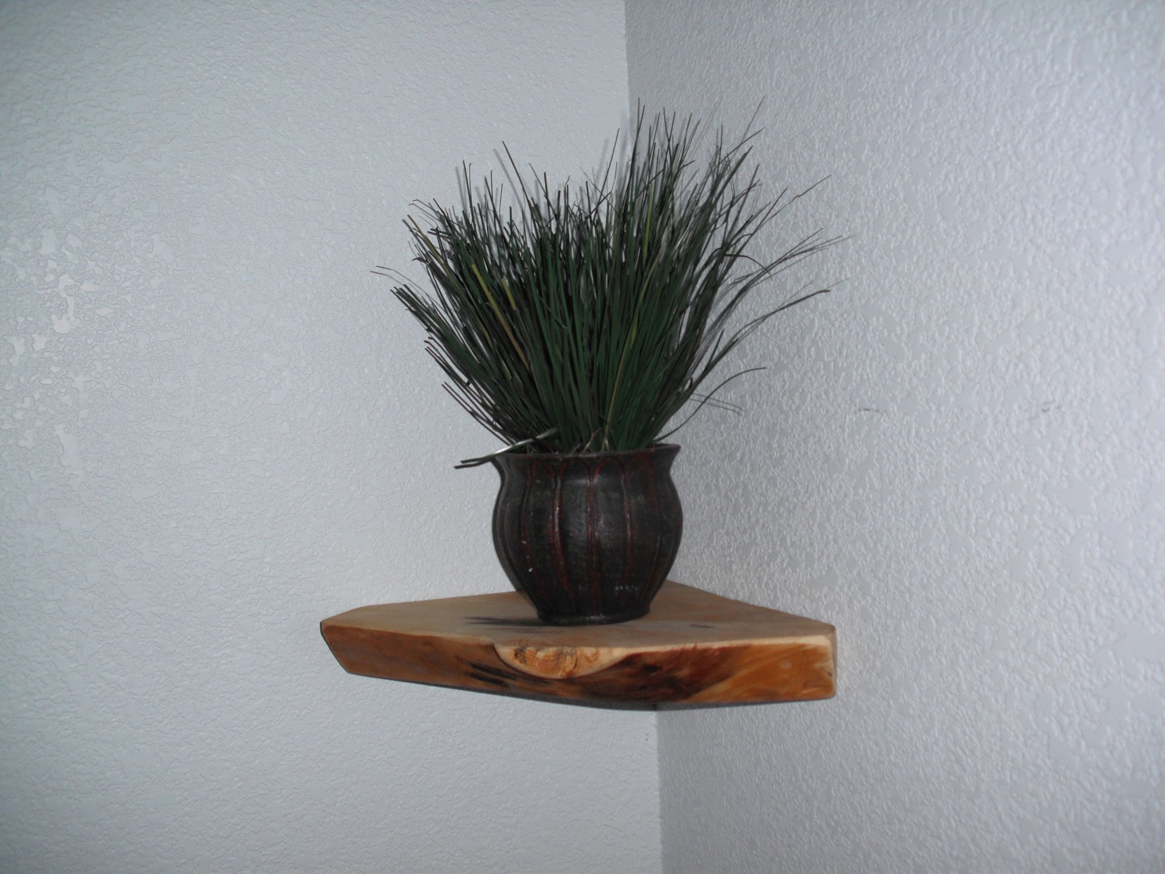 How to Make a Natural Pine Corner Shelf in Under 5 Min.