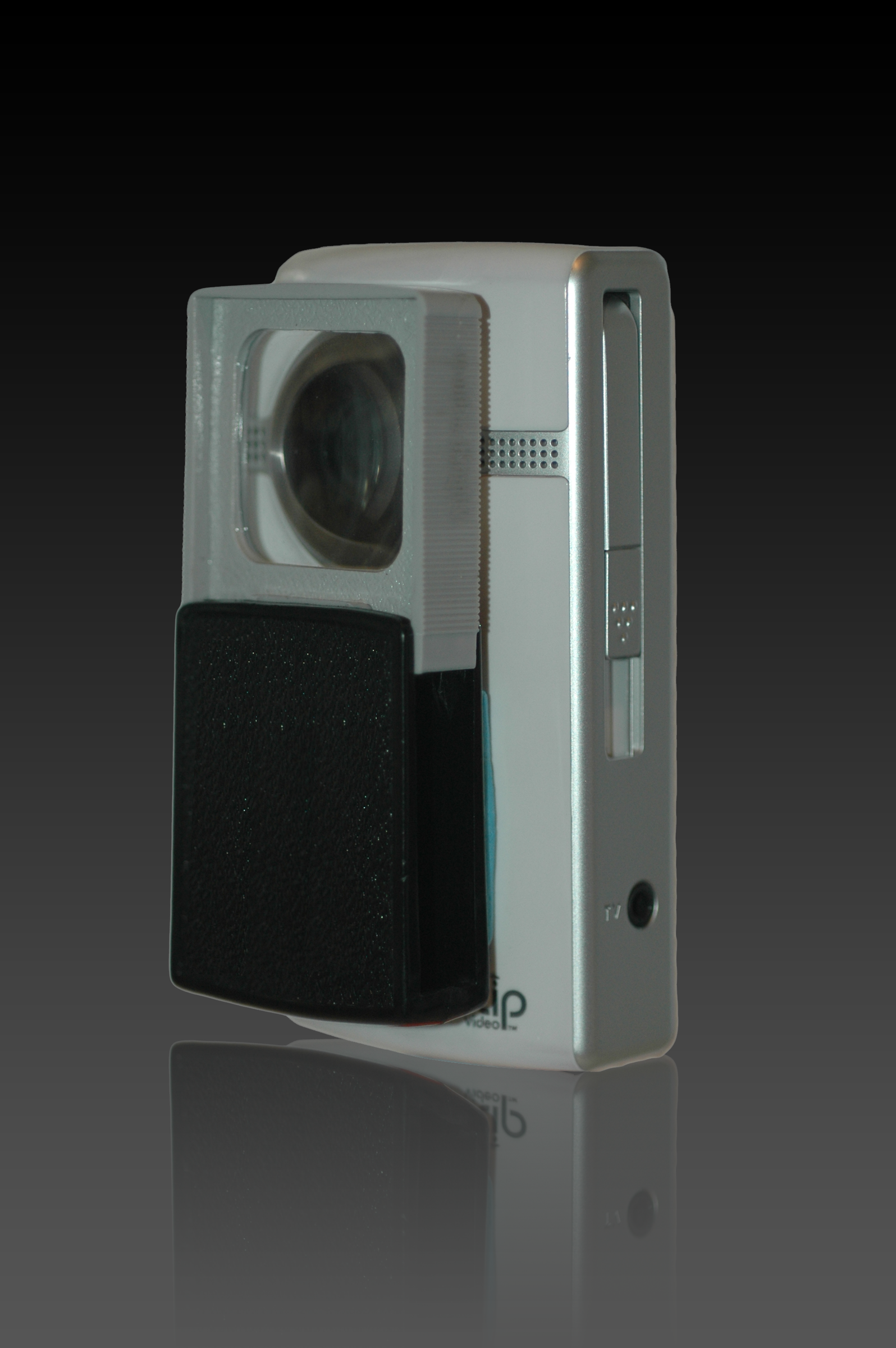 Flip Video Macro Lens