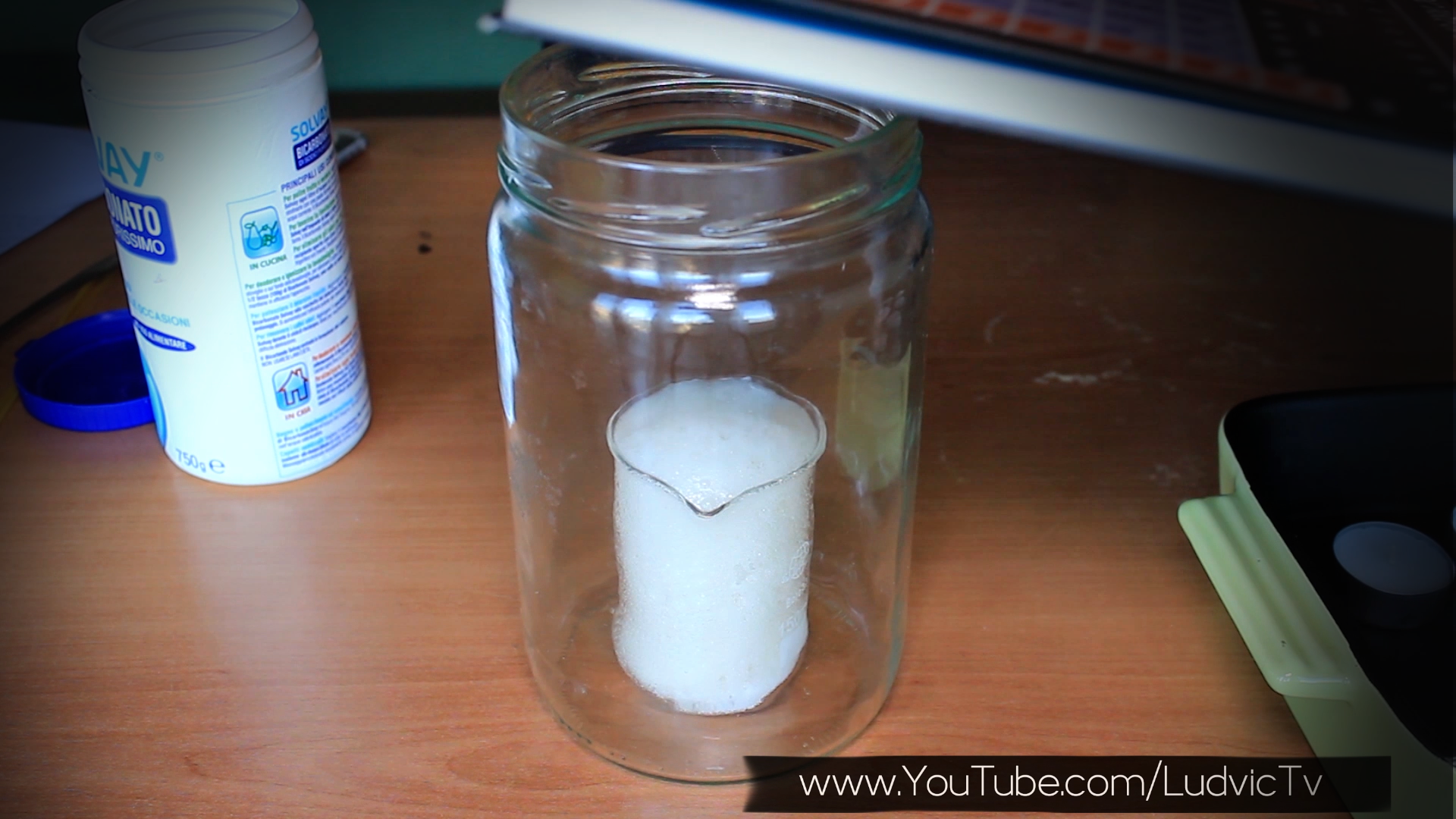 Carbon Dioxide VS Candle Experiment 1/14 Quarantine Instructables