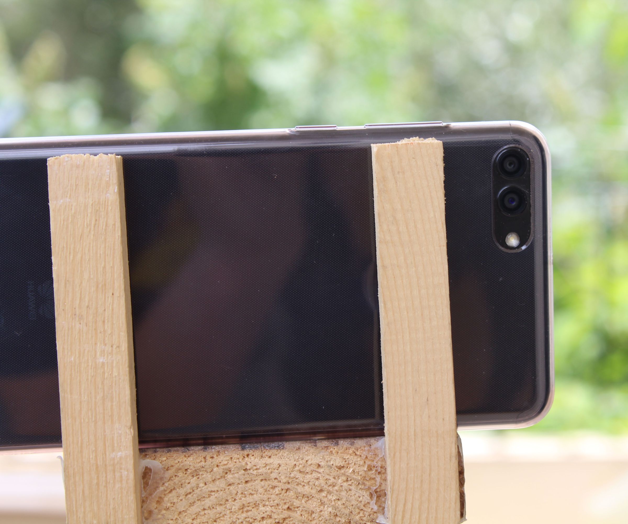 How to Make a Wooden Tripod