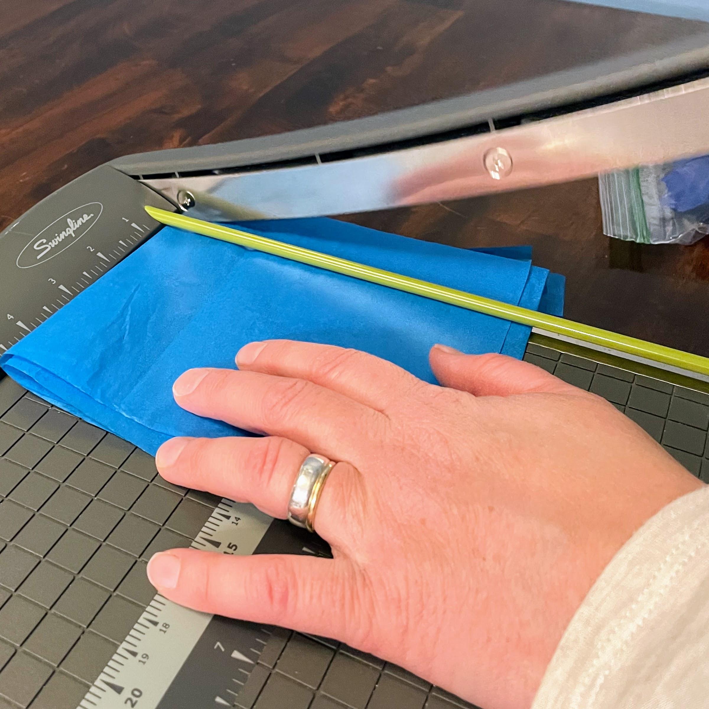 How To Make Faux Stained Glass From Tissue Paper (Any Age) 6 Steps