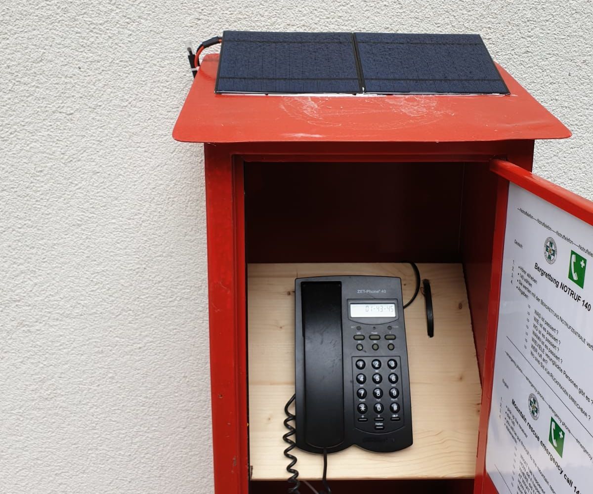 AMAZING DIY Solar Powered Outdoor LED-Lamp