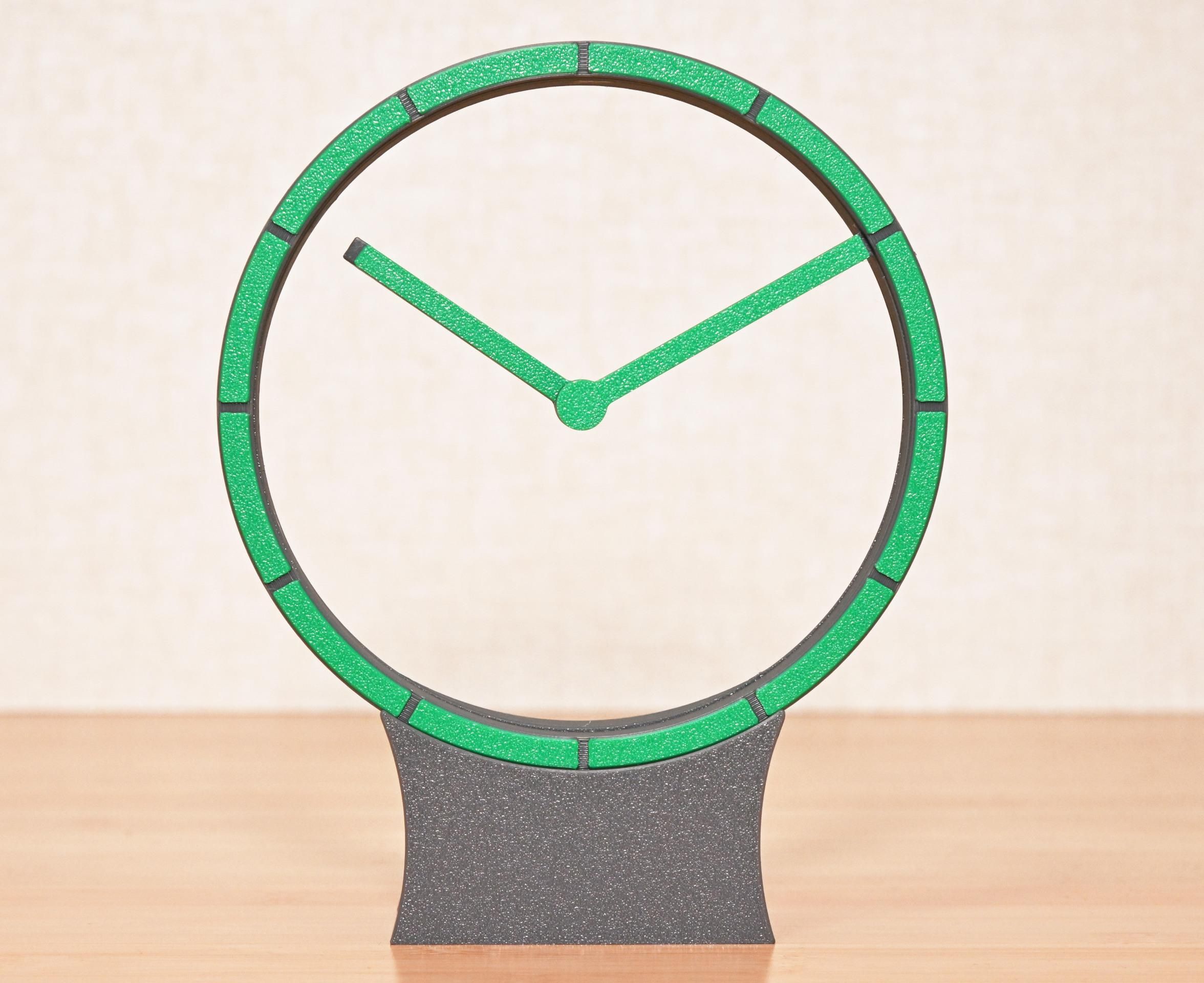 Hollow Clock V