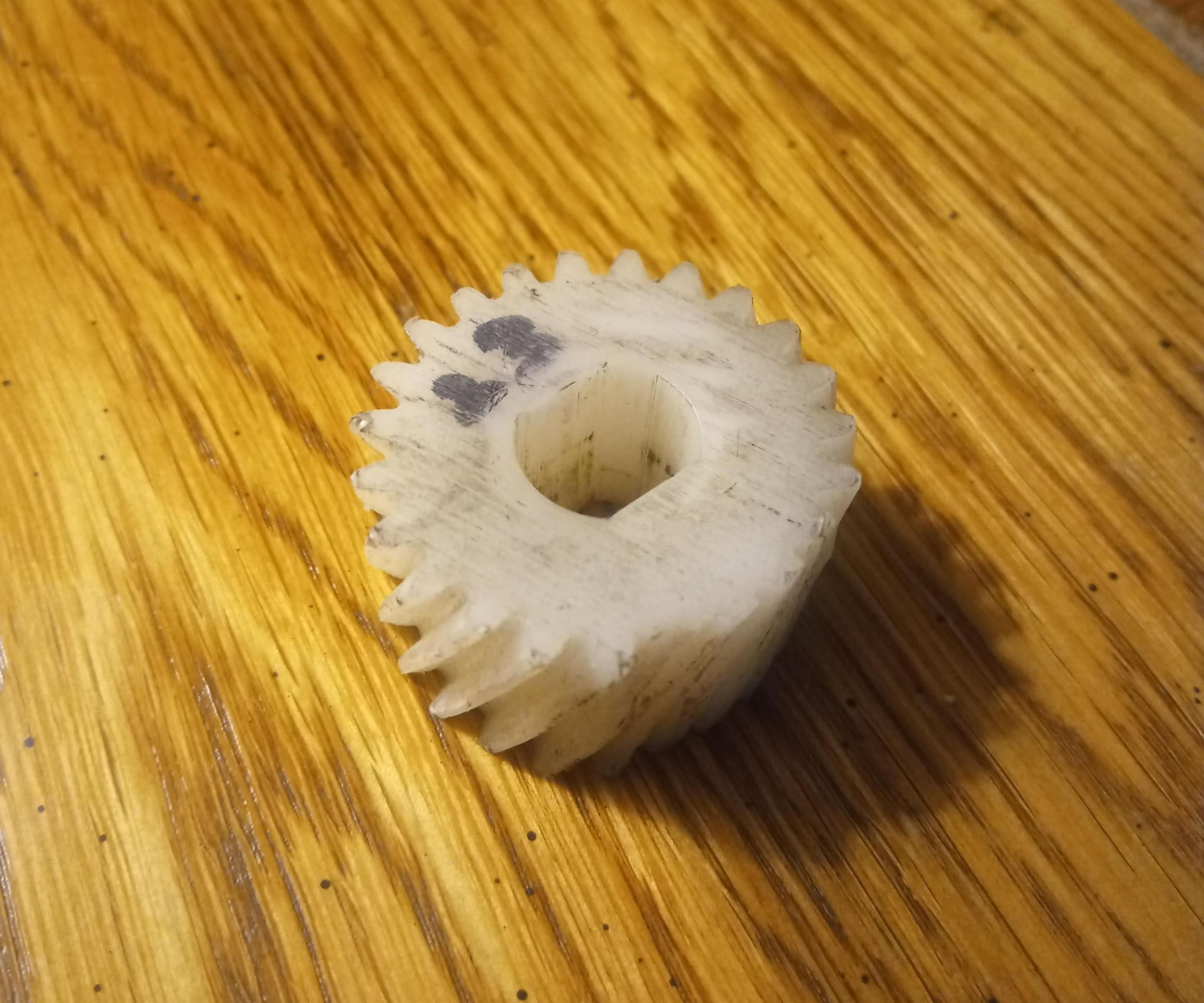 How to Turn a Broken Plastic Gear Into a Free Steak