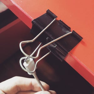 Putting the USB Cable Through the Clips 