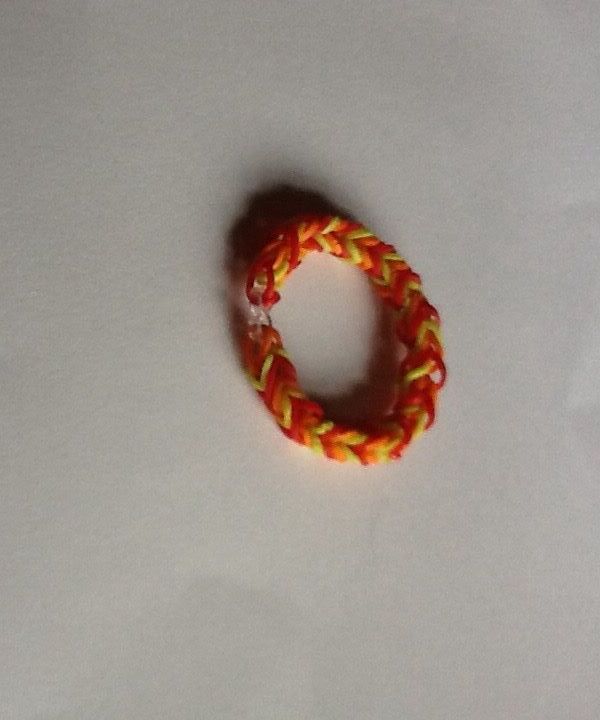 How To Make A Fishtail Rainbow Loom Bracelet