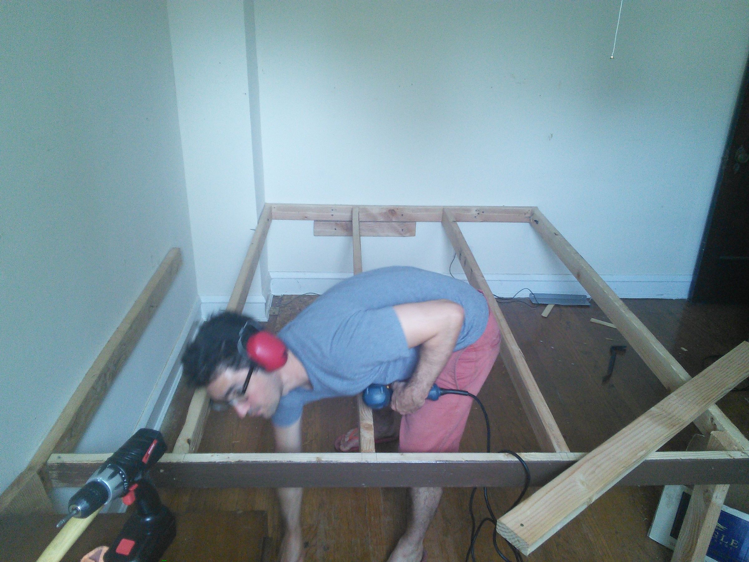 Cedar-Planked Platform Bed Frame : 9 Steps (with Pictures) - Instructables, image size:1024x768