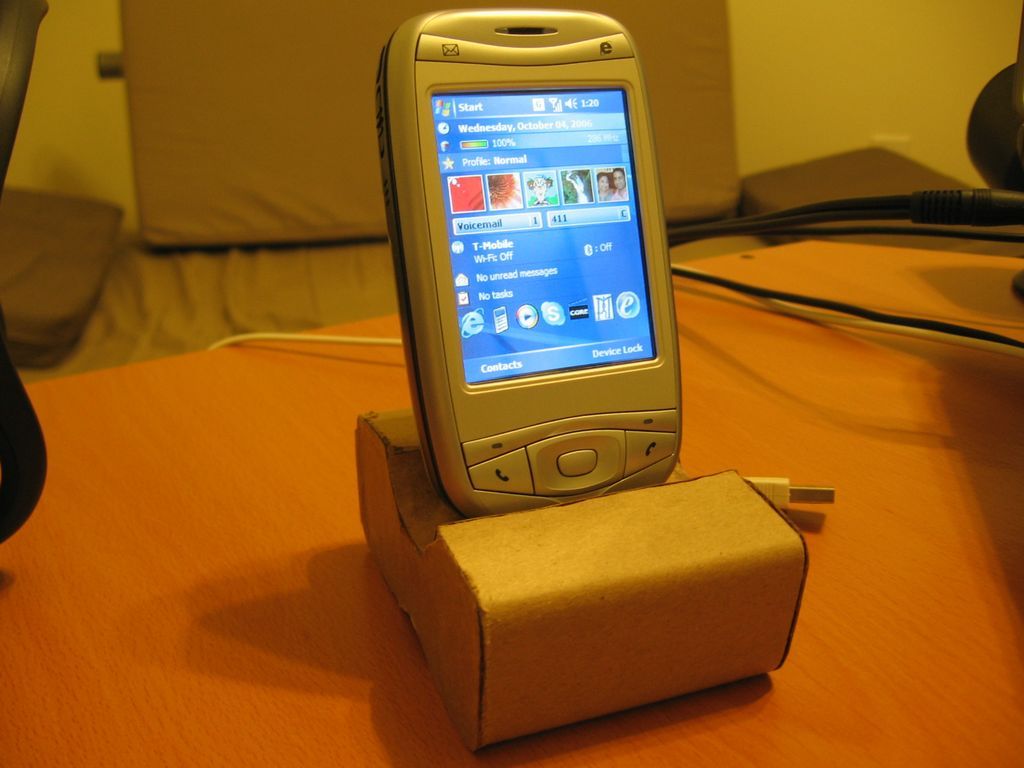 Dock for T-mobile MDA or 8125 (Wizard)