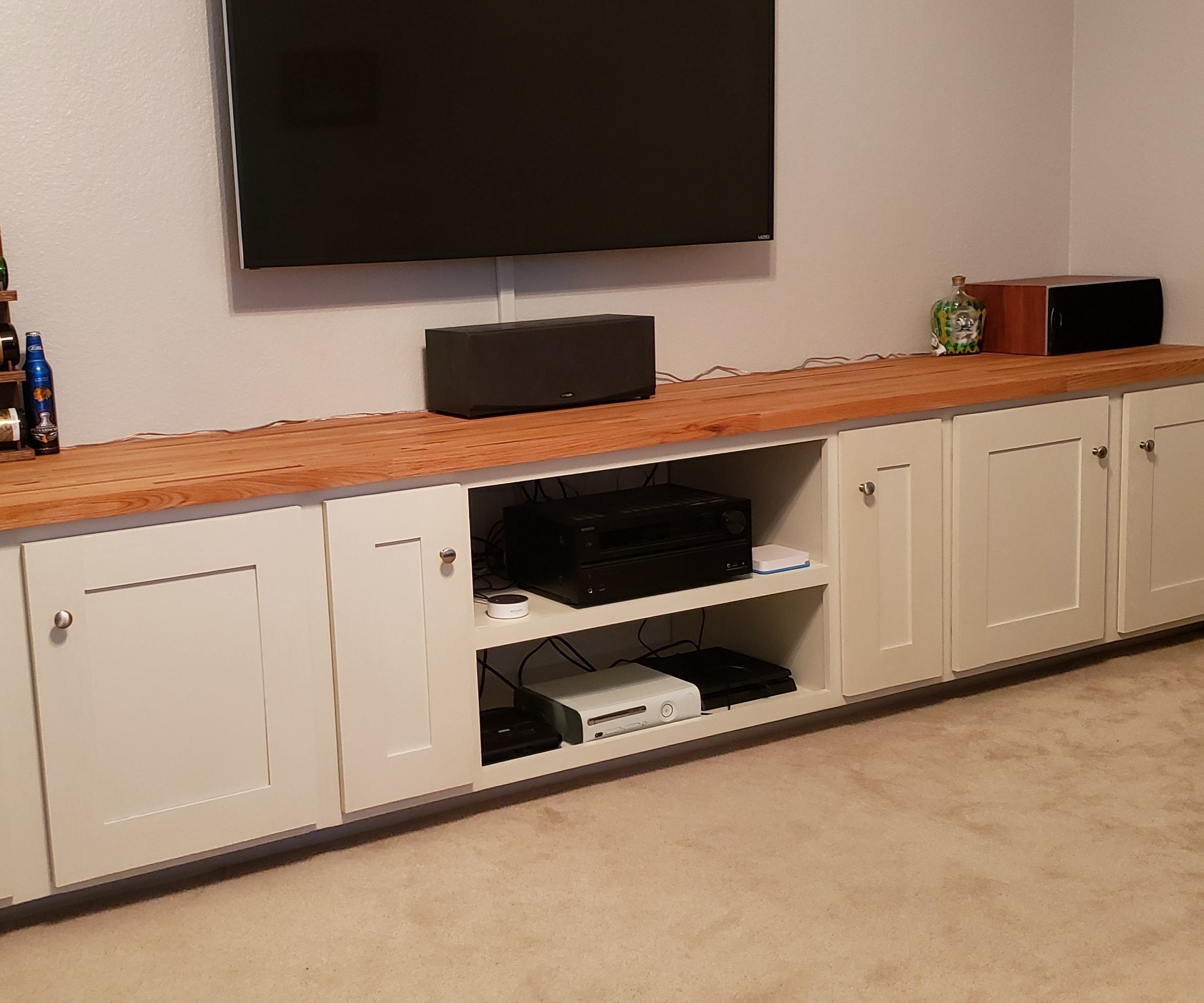 Built in Cabinets - Middle