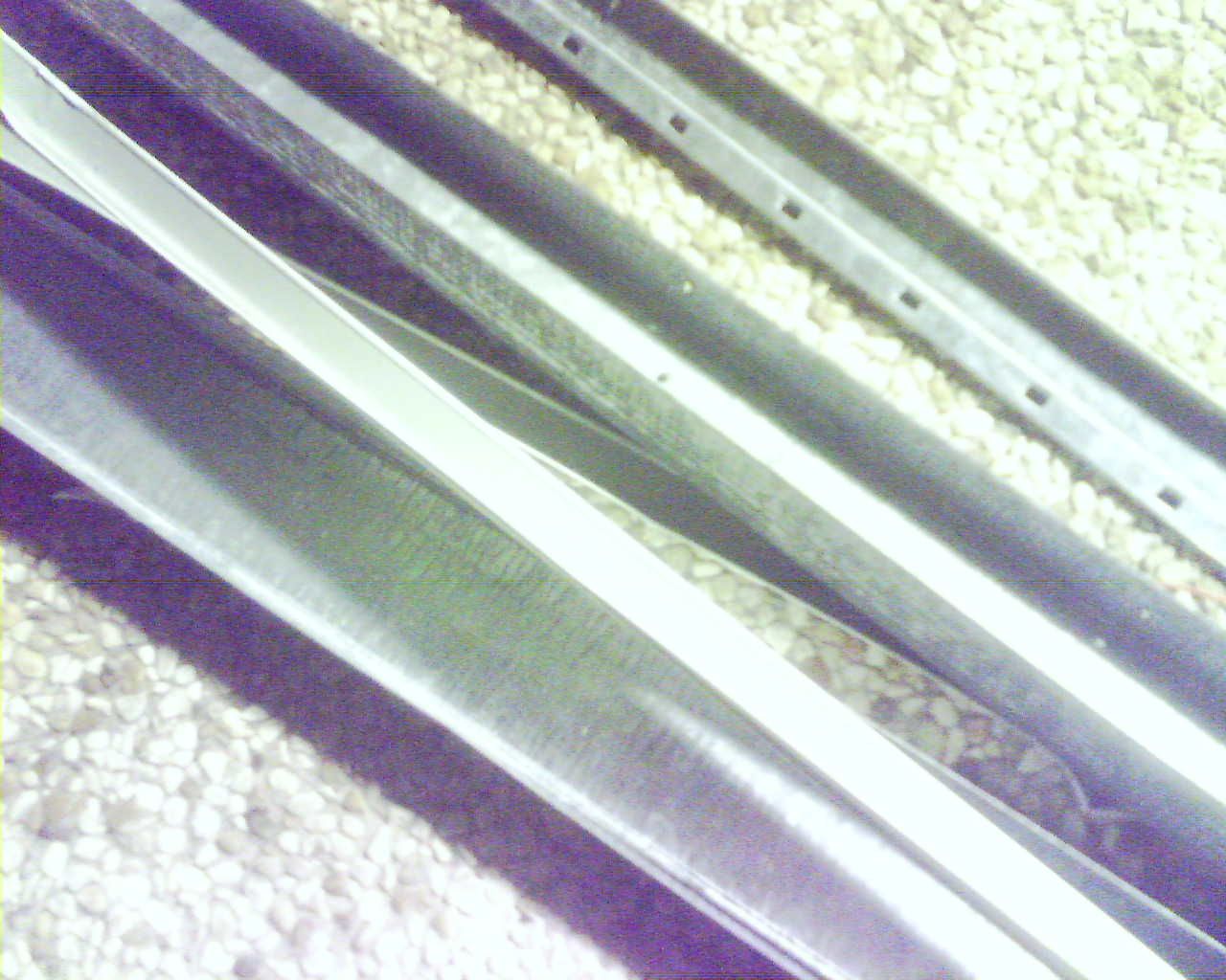 safely pack steel rails