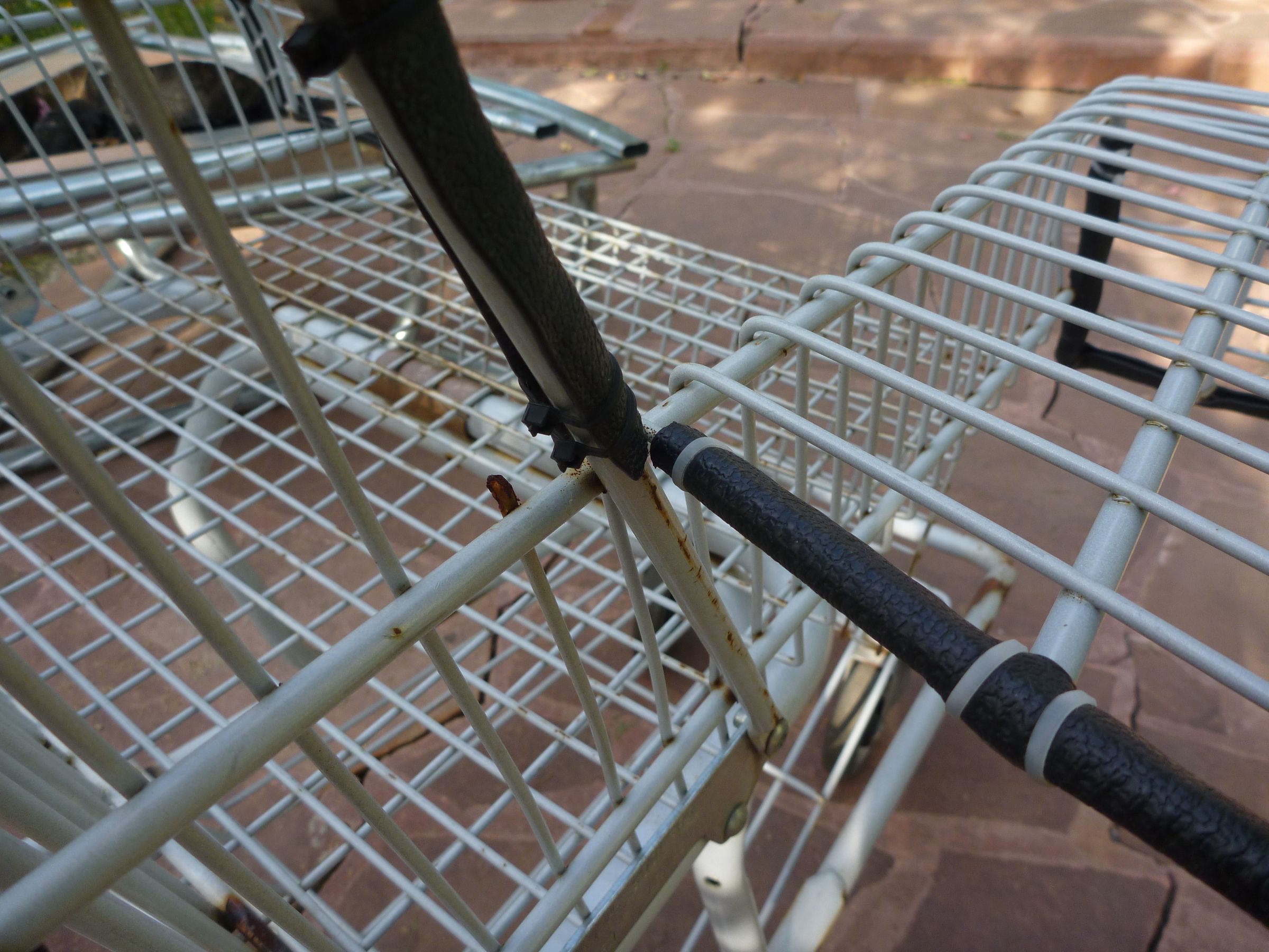 REMIX Shopping Cart Chairs Are Awesome! 4 Steps (with Pictures
