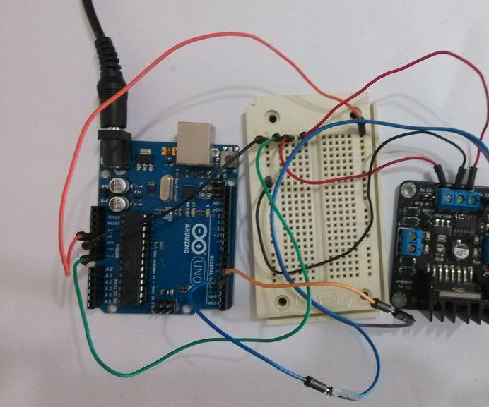 Arduino通过L298N驱动直流电机