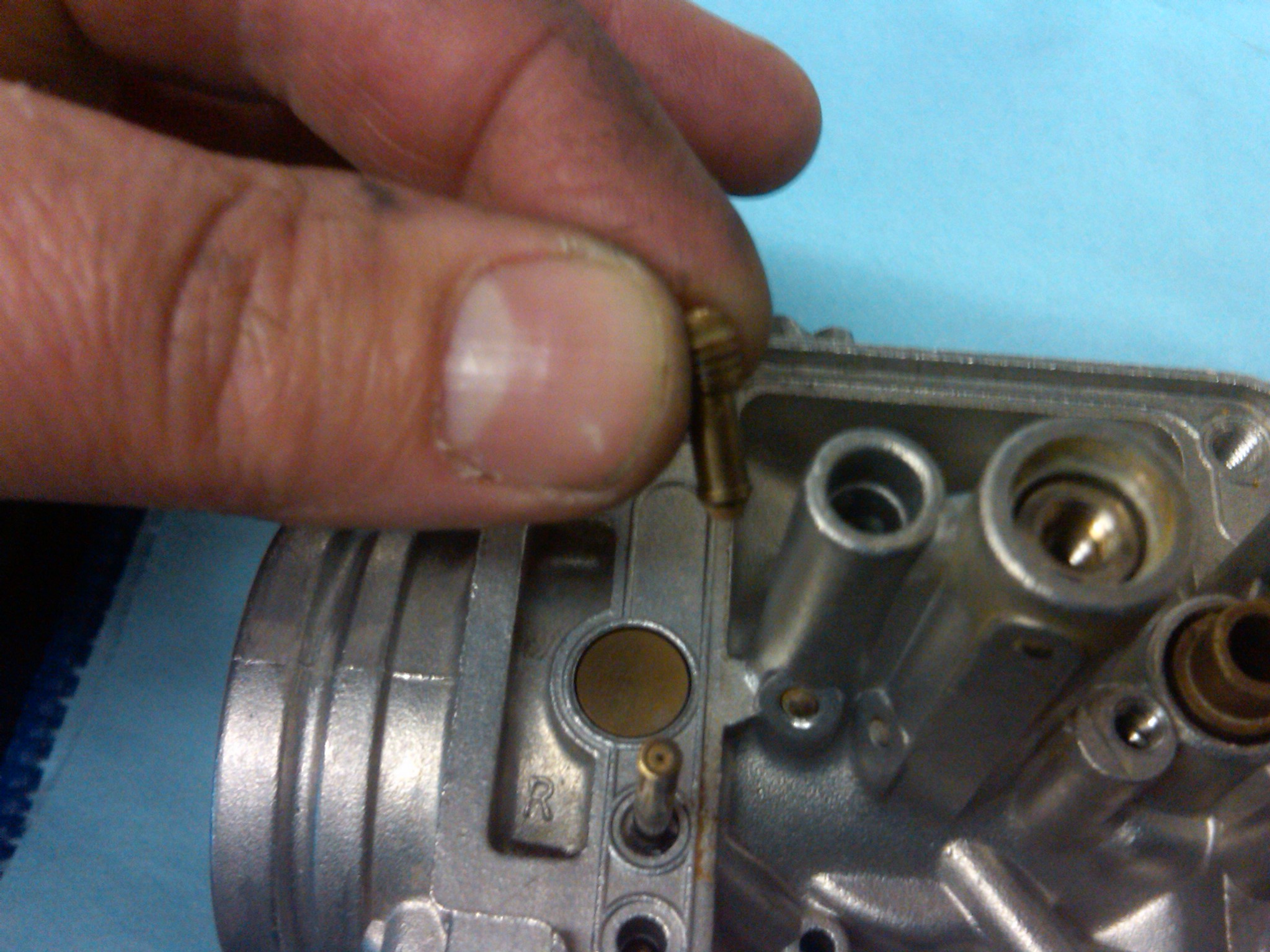 How to Clean a Carburetor (with Pictures) Instructables