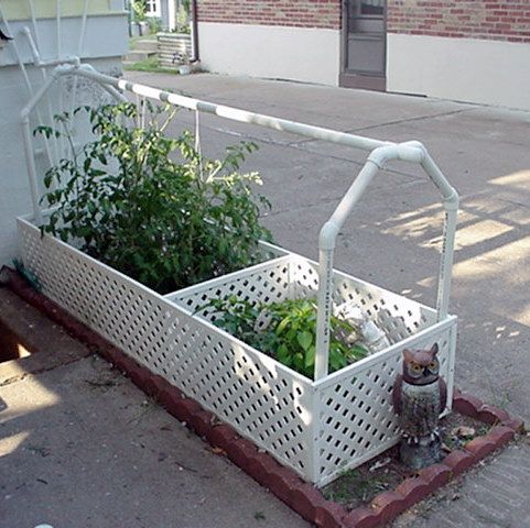 Self Watering Garden - Using Recycled Water From an Air Conditioner